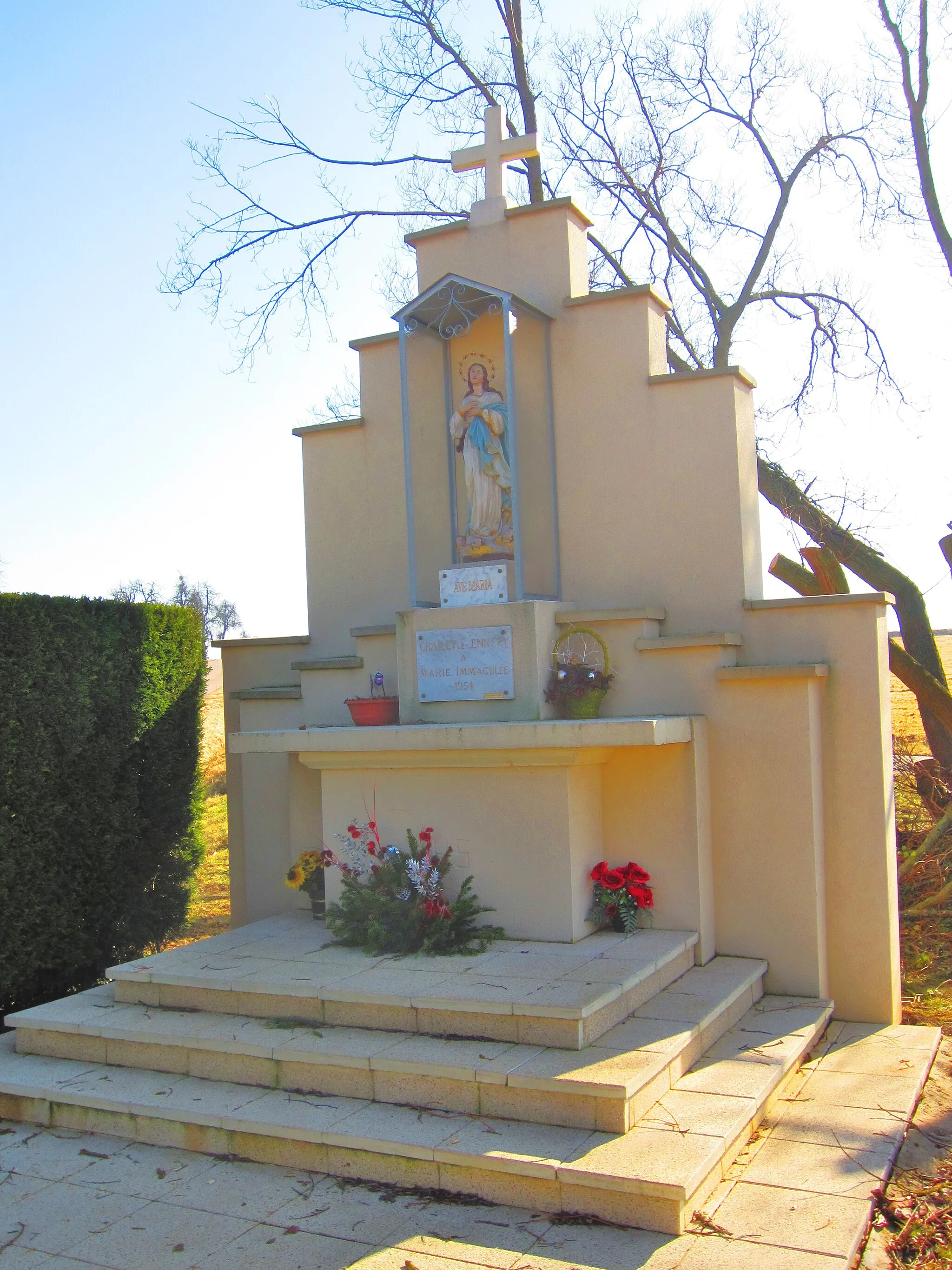 Photo showing: Chailly Ennery virgin statue