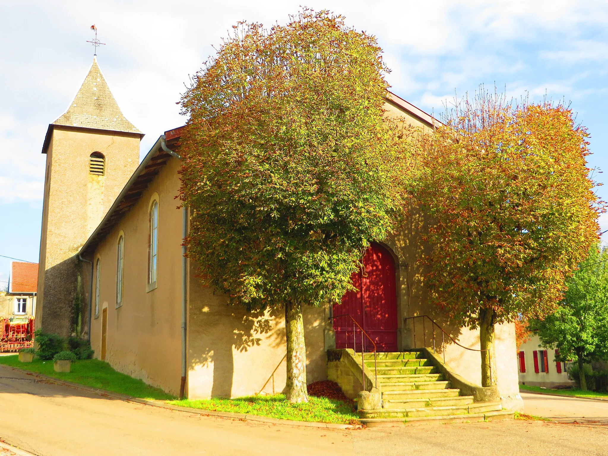 Photo showing: Haraucourt-sur-Seille Église Sainte-Croix