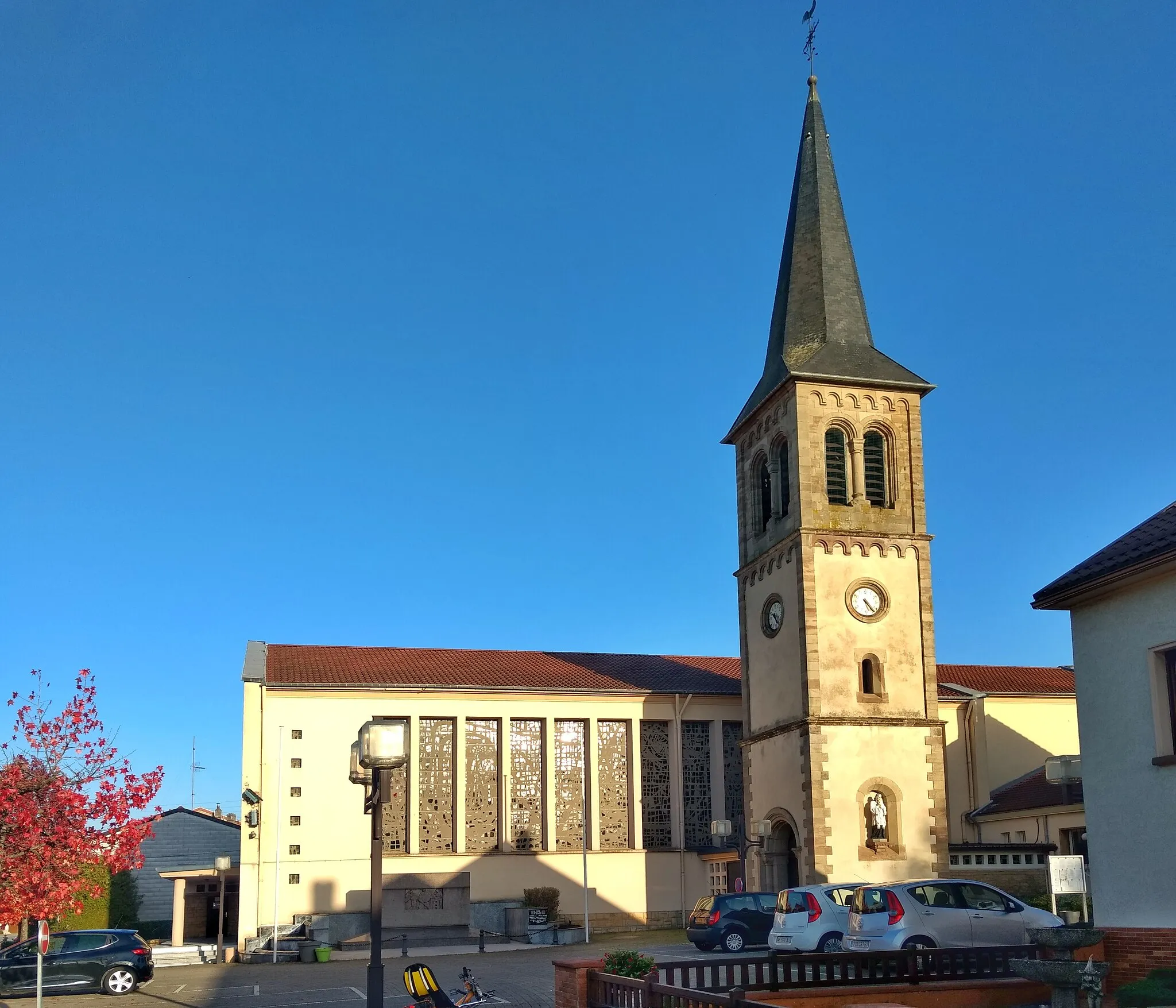 Photo showing: Merten Kirche