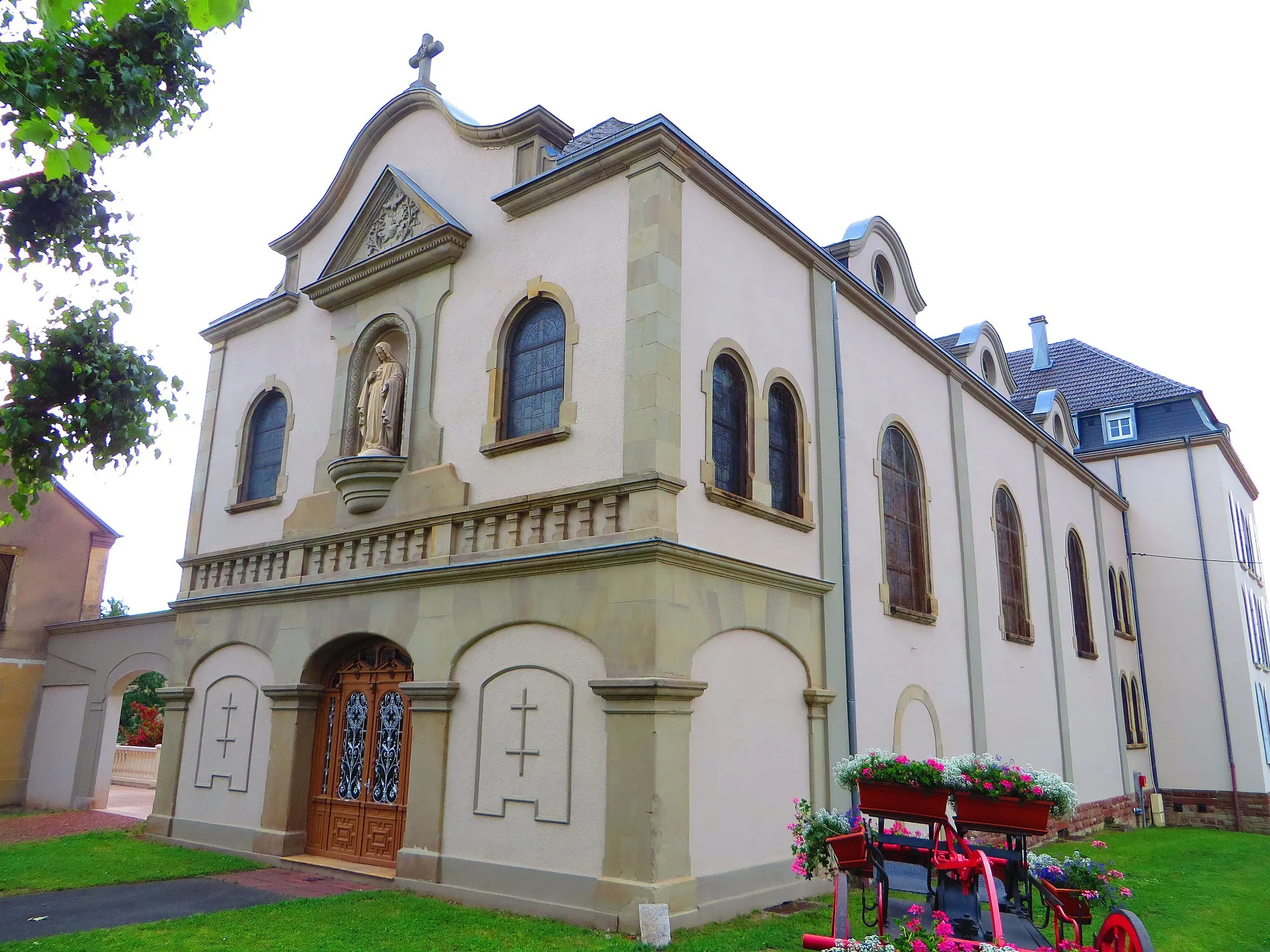Photo showing: Neufgrange Chapelle de l'ancien couvent des Pères spiritains