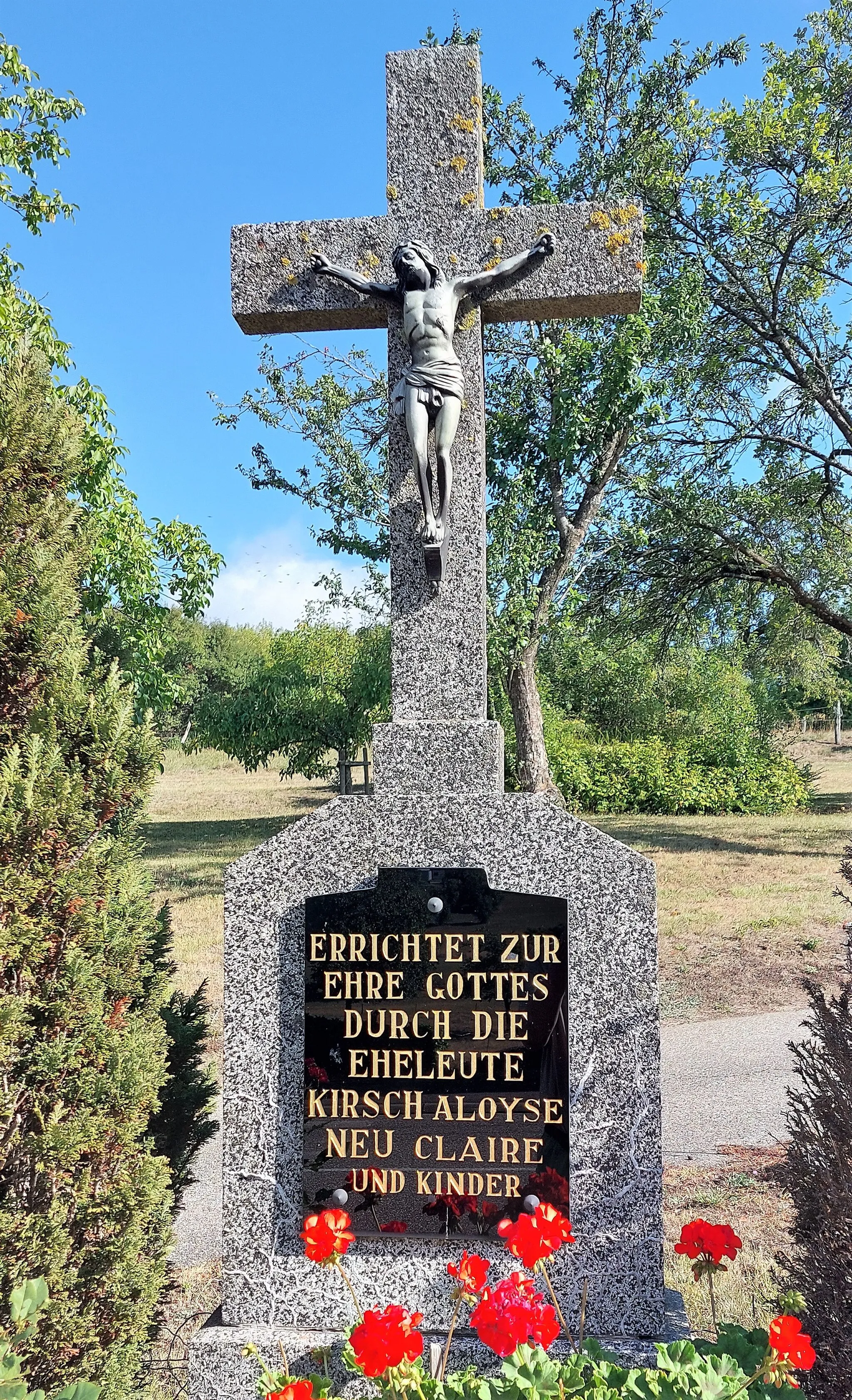 Photo showing: Crucifix rue principale à Nousseviller-lès-Bitche