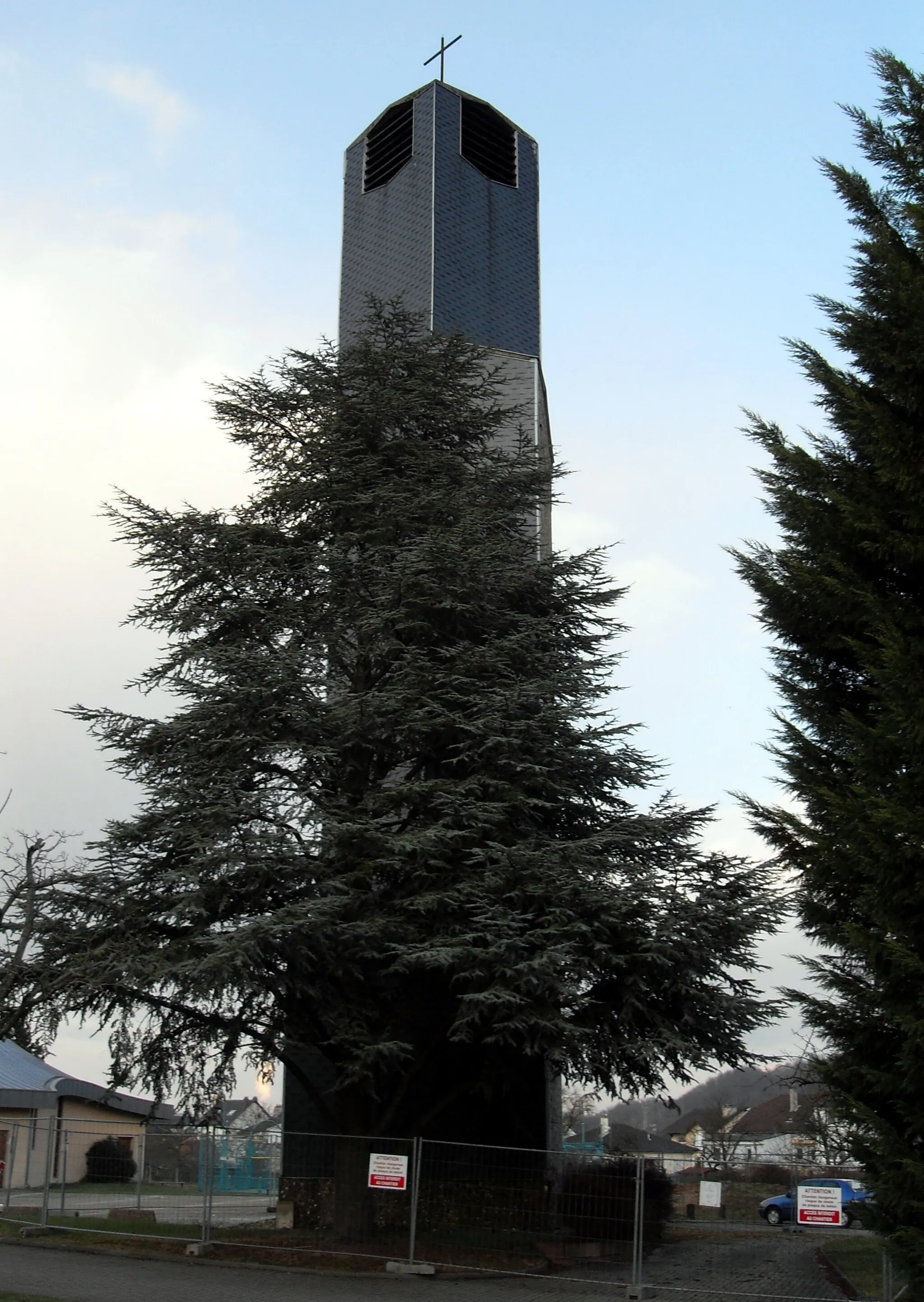 Photo showing: Clocher de l'ancienne église Saint-Hubert à Rosbruck