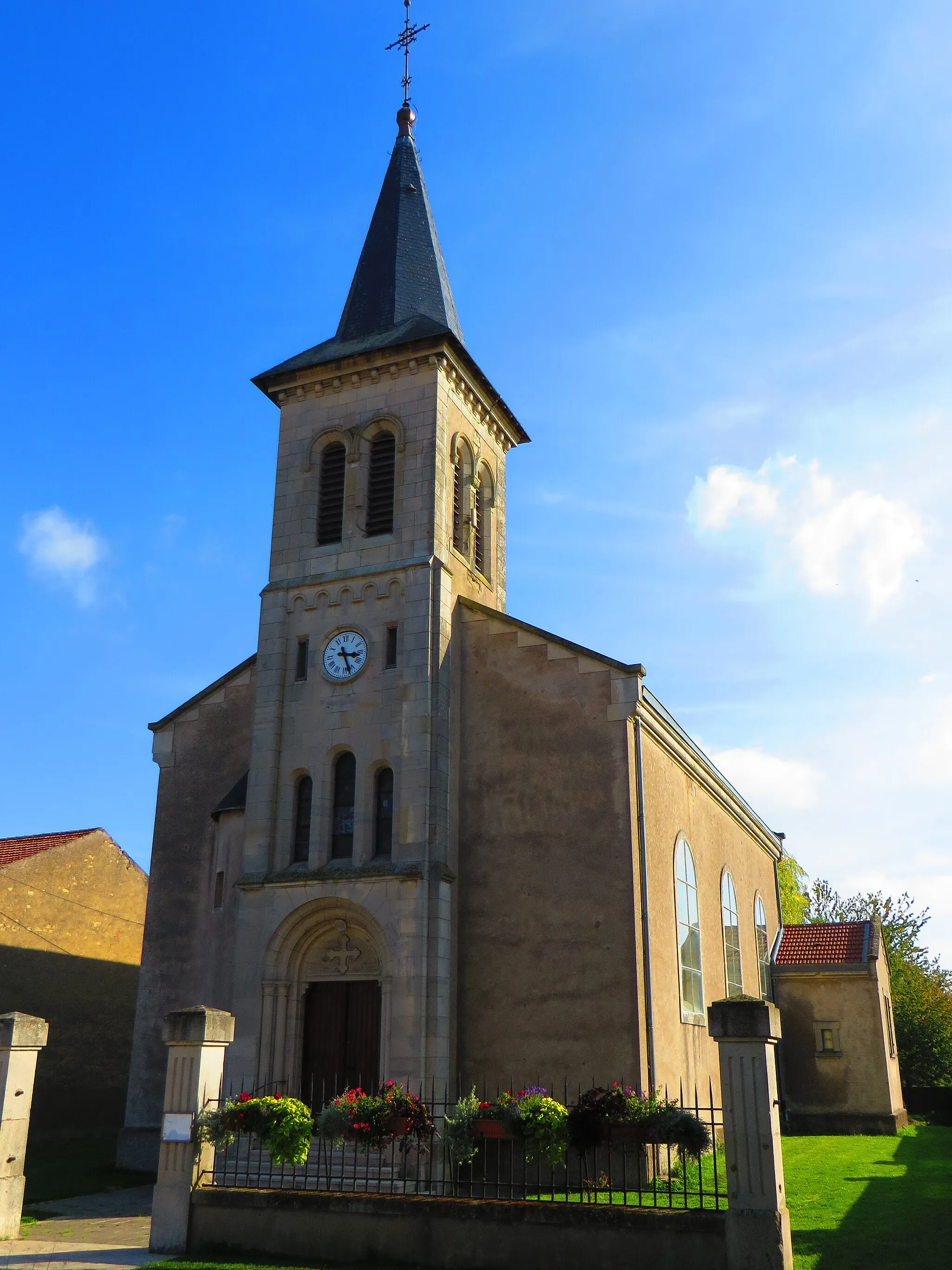 Photo showing: Pettoncourt l'église Saint-Clément