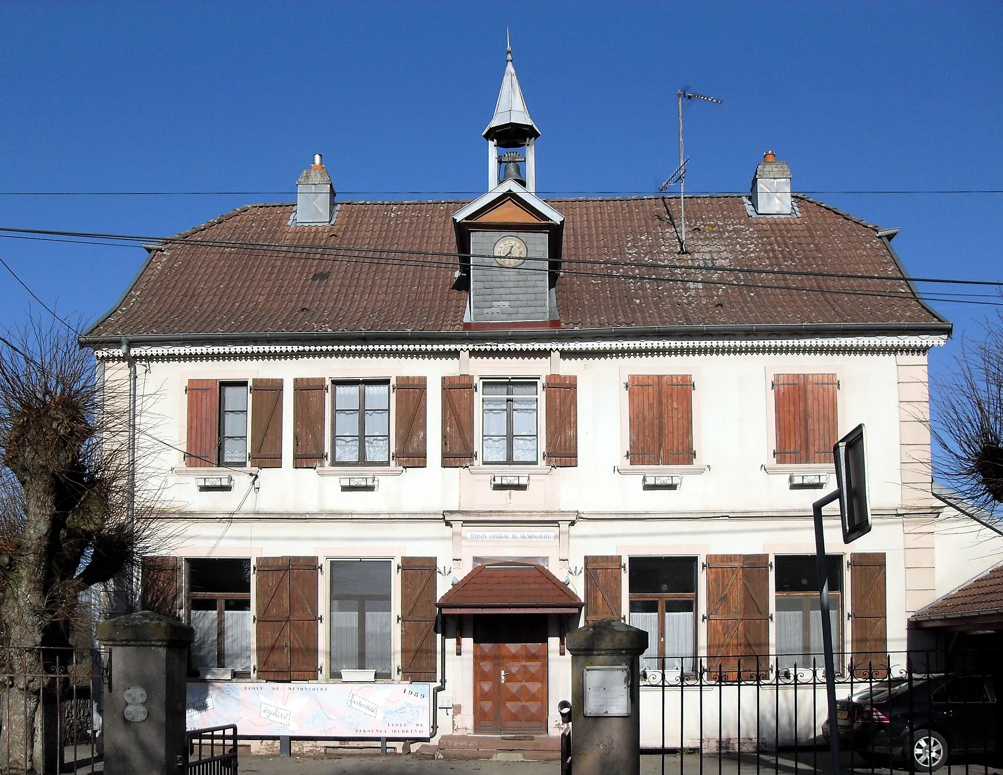 Photo showing: La mairie de Menoncourt