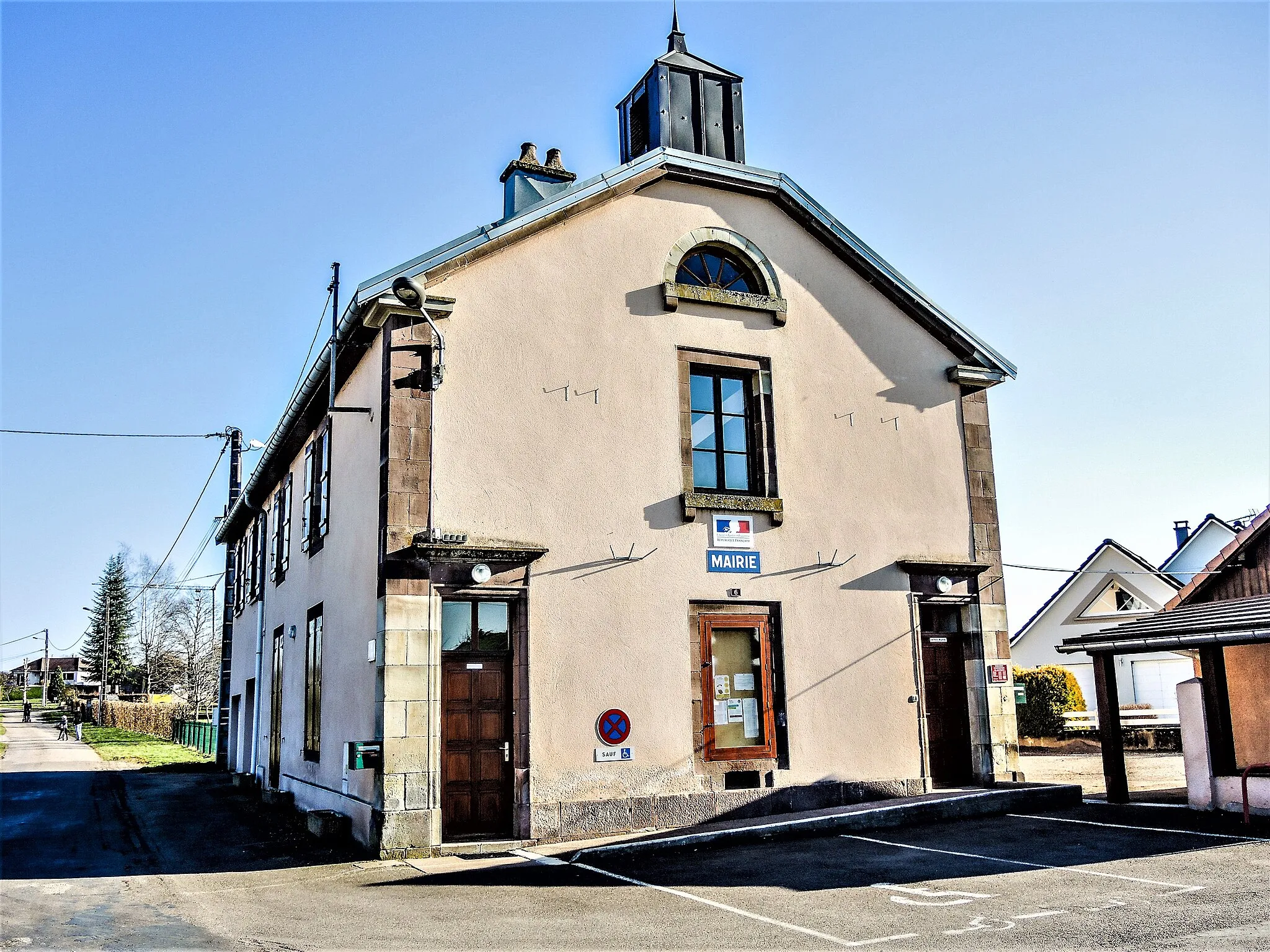 Photo showing: Mairie d'Esboz-Brest