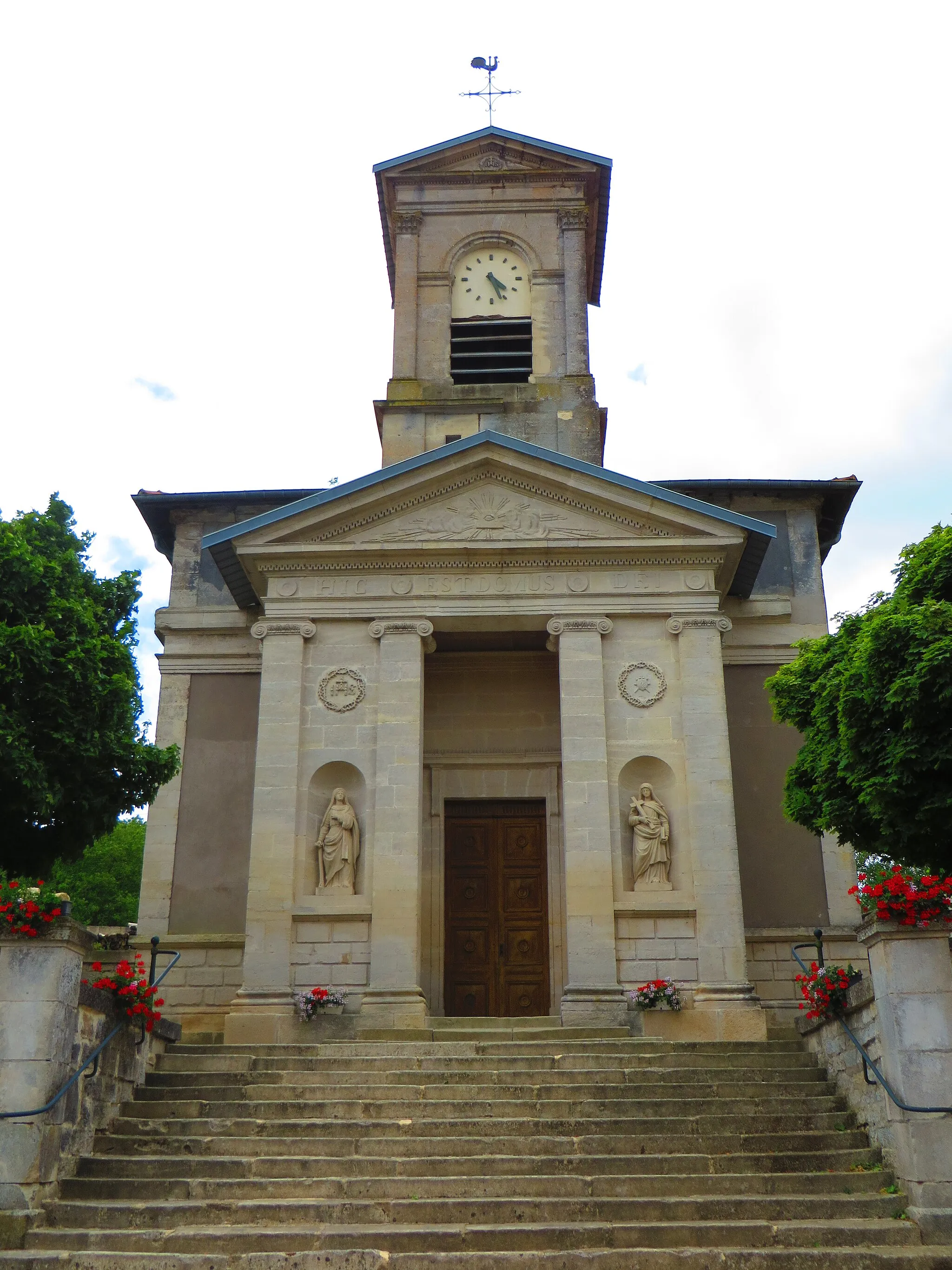 Photo showing: Senoncourt-les-Maujouy L'église de la Nativité-de-la-Bienheureuse-Vierge-Marie