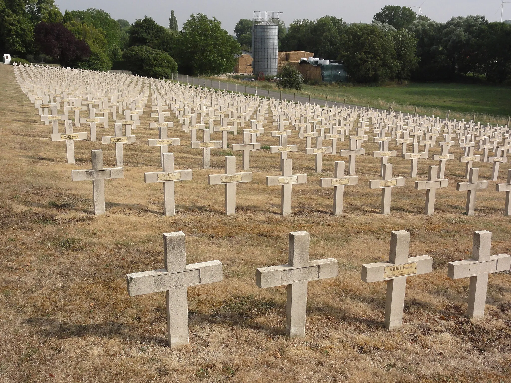 Photo showing: Nécropole nationale Vadelaincourt