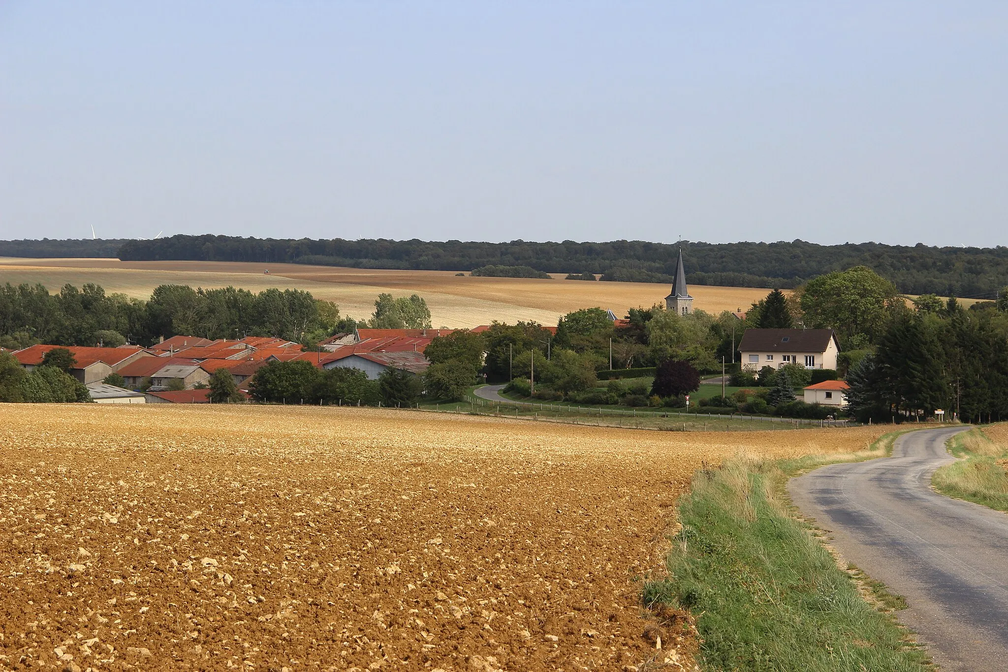 Photo showing: Aperçu du village