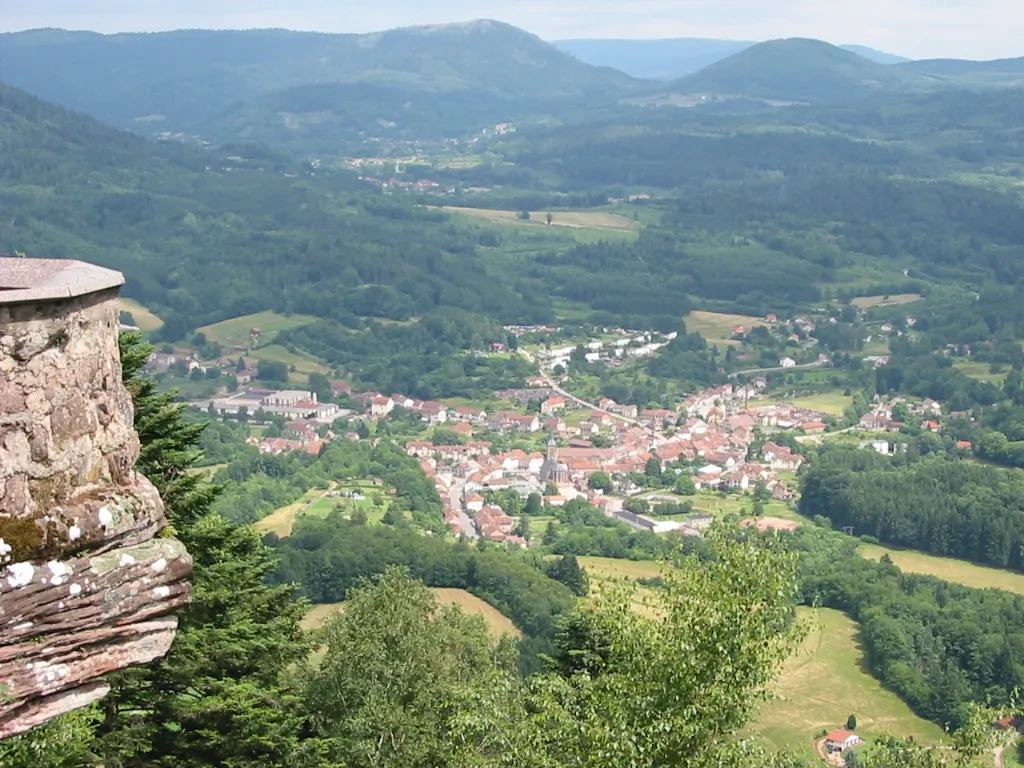 Photo showing: La Petite-Raon is a village and commune in the Vosges département of northeastern France.