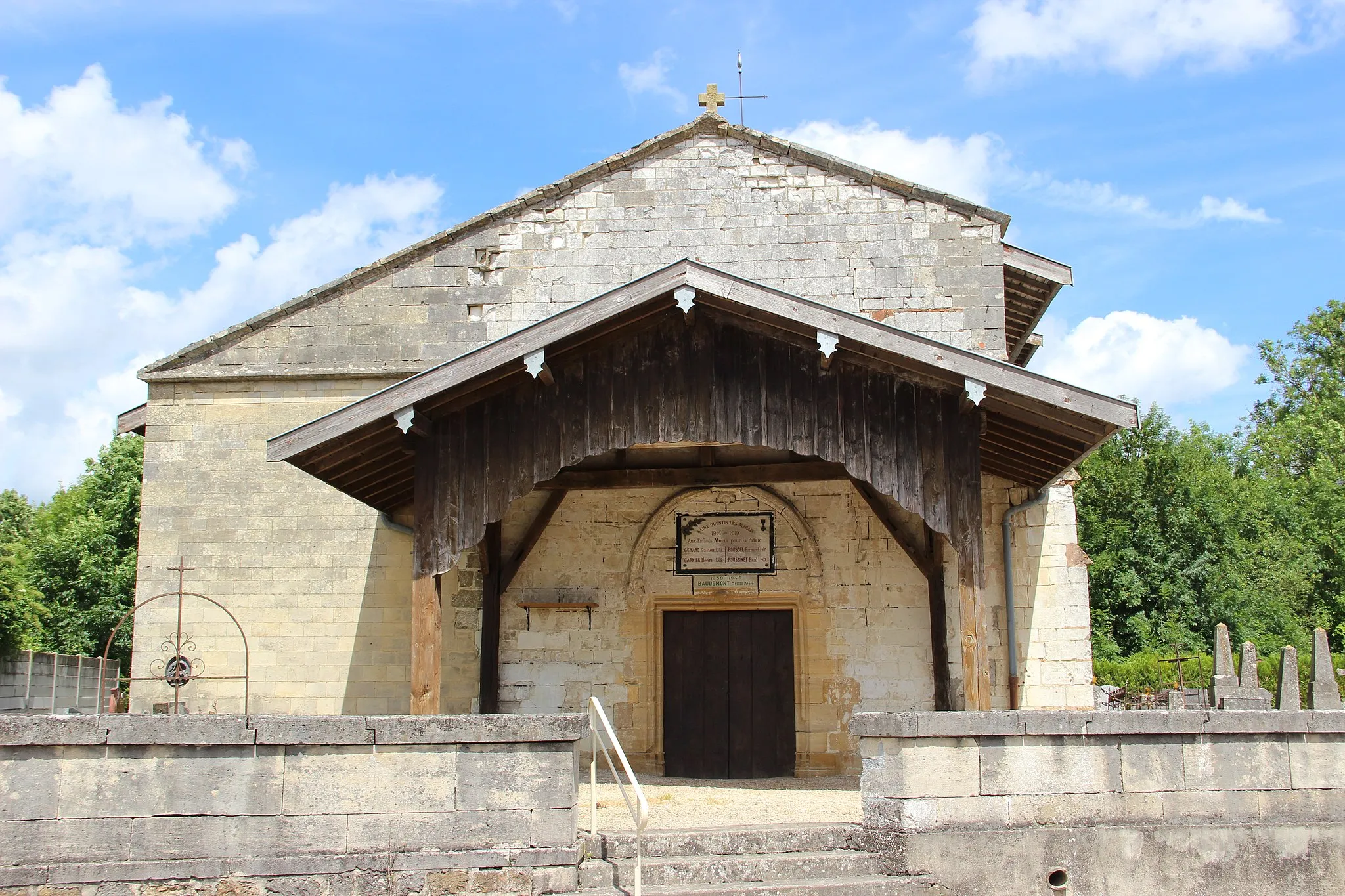 Photo showing: Eglise de Saint-Quentin-les-Marais