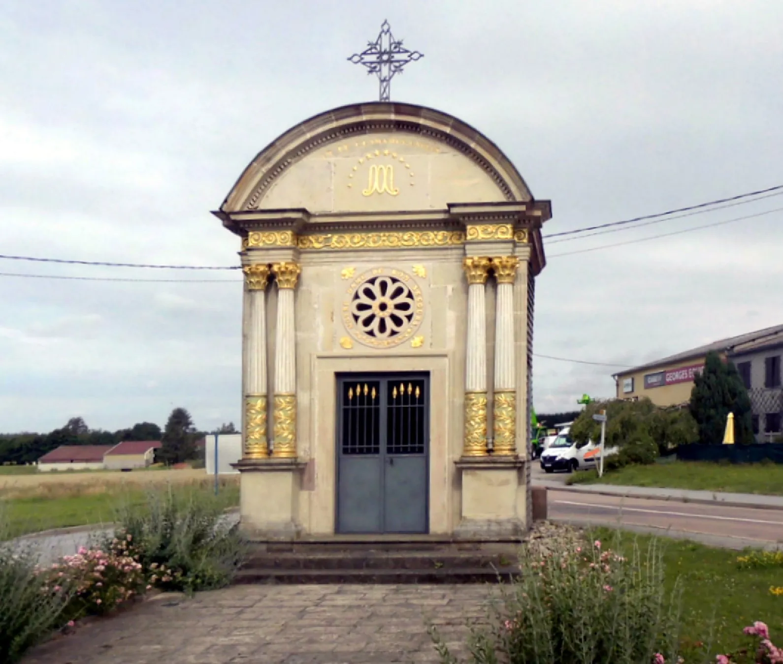 Photo showing: La chapelle Notre-Dame-de-Bon-Secours à Bellefontaine