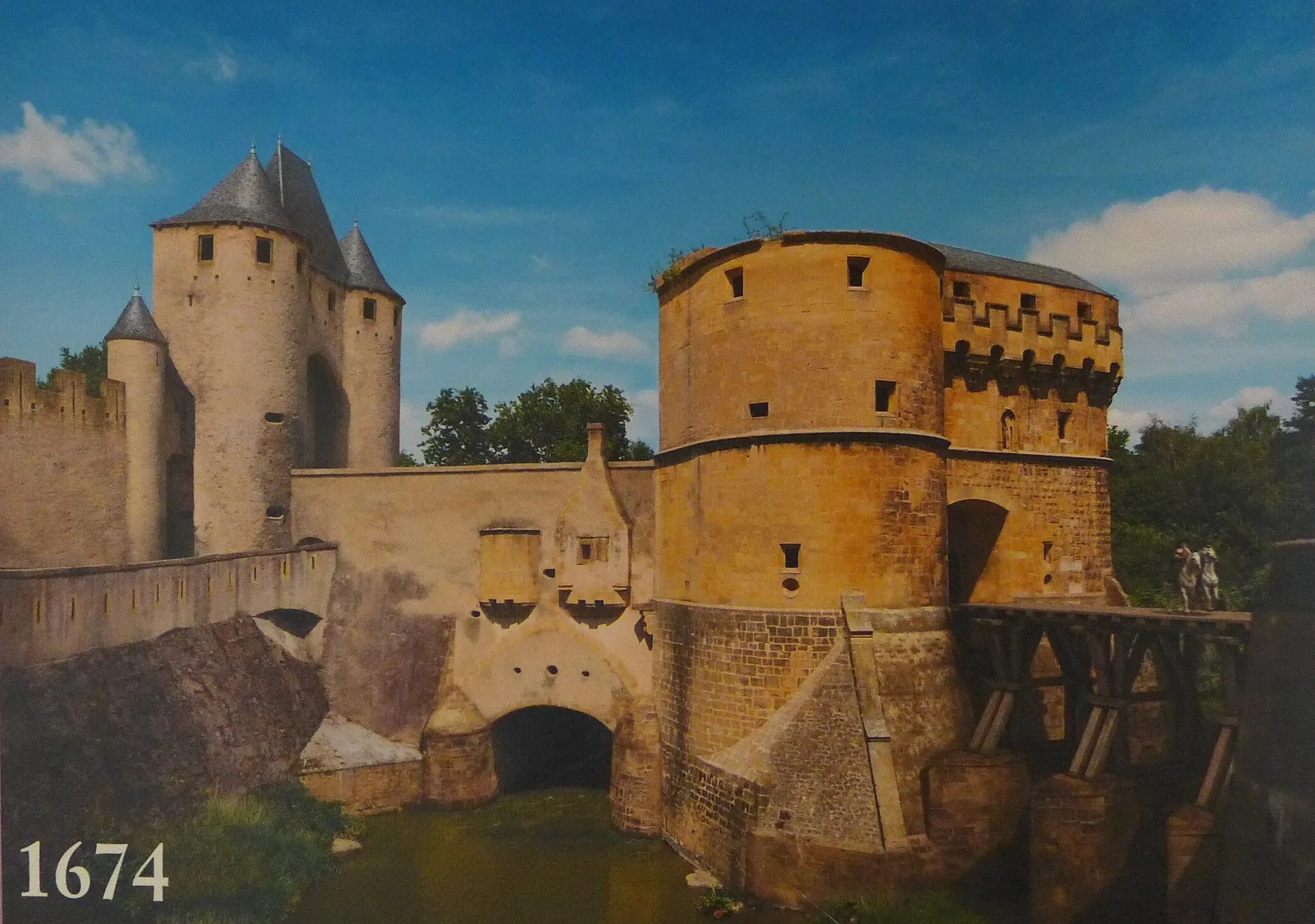 Photo showing: Deutsches Tor (Metz), Rekonstruktion des stadtgeschichtlichen Museums Cour d´Or