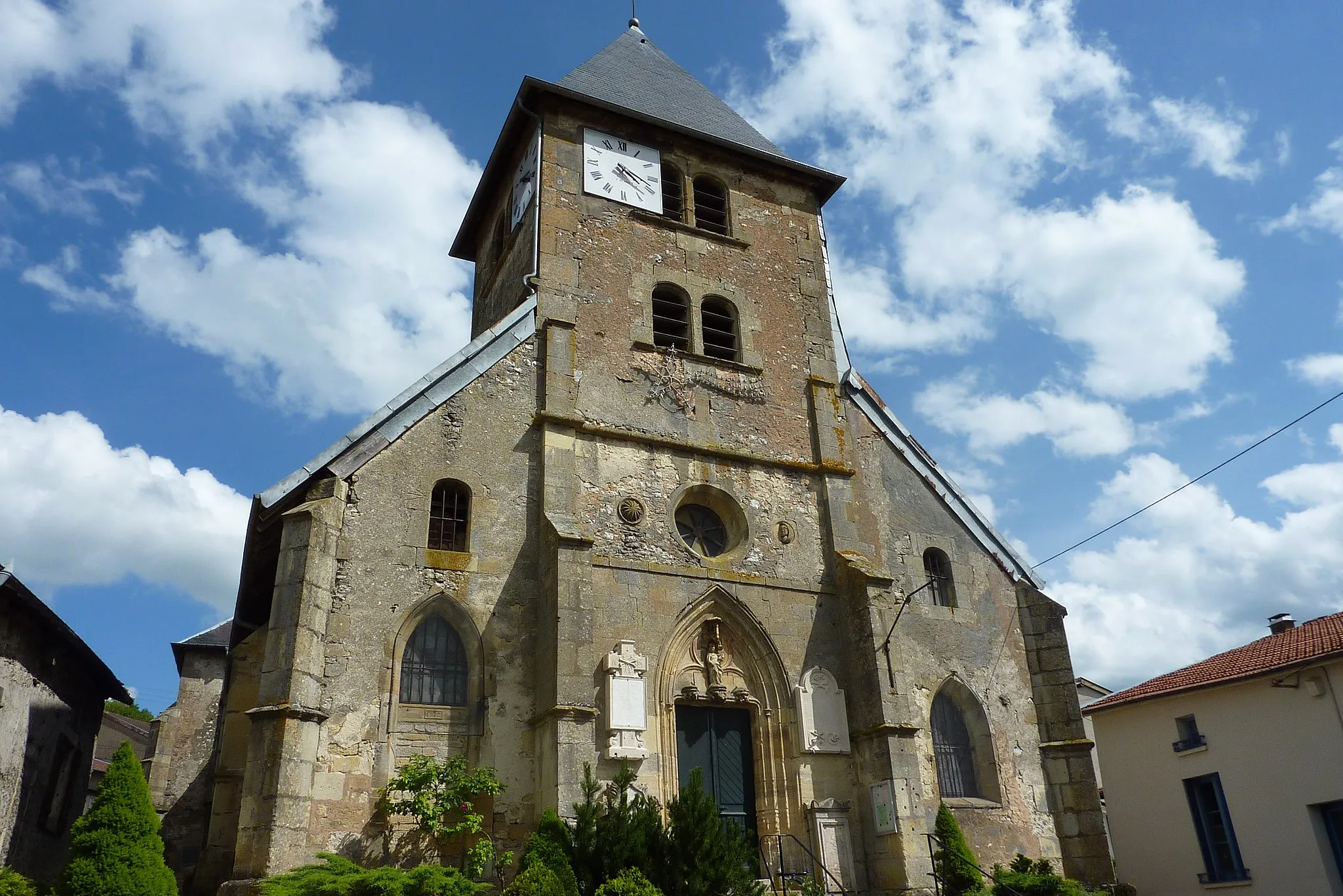 Photo showing: Eglise Saint-Maurice de Naives-devant-Bar (Commune de Naives-Rosières), XVIe siècle, classée Monument Historique
