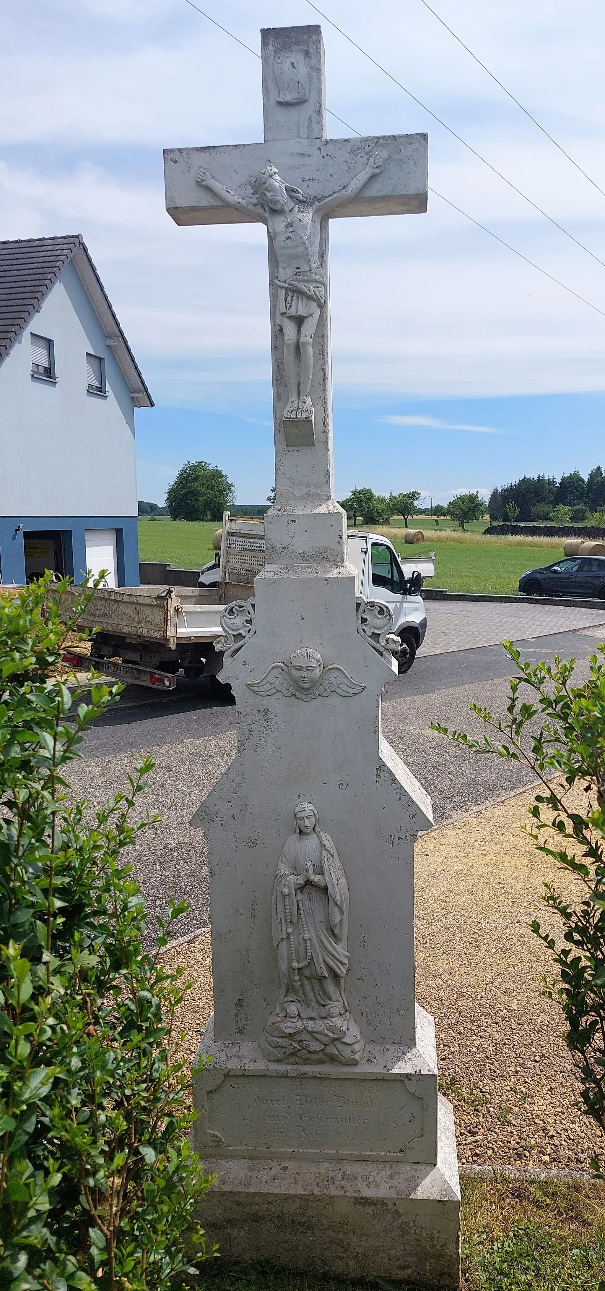 Photo showing: Calvaire rue de Strasbourg à Petit-Réderching