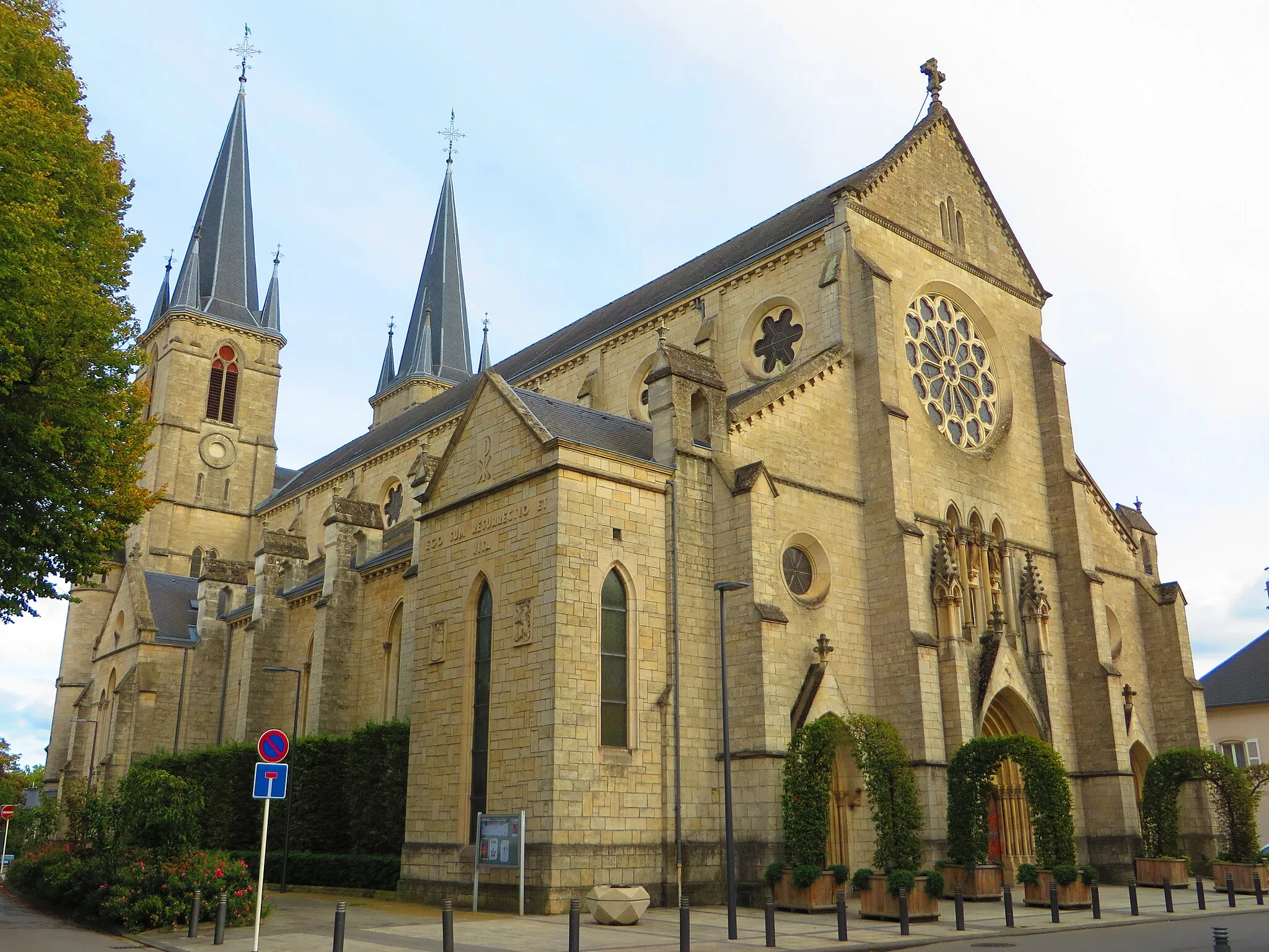 Photo showing: Esch-sur-Alzette Église Saint Joseph