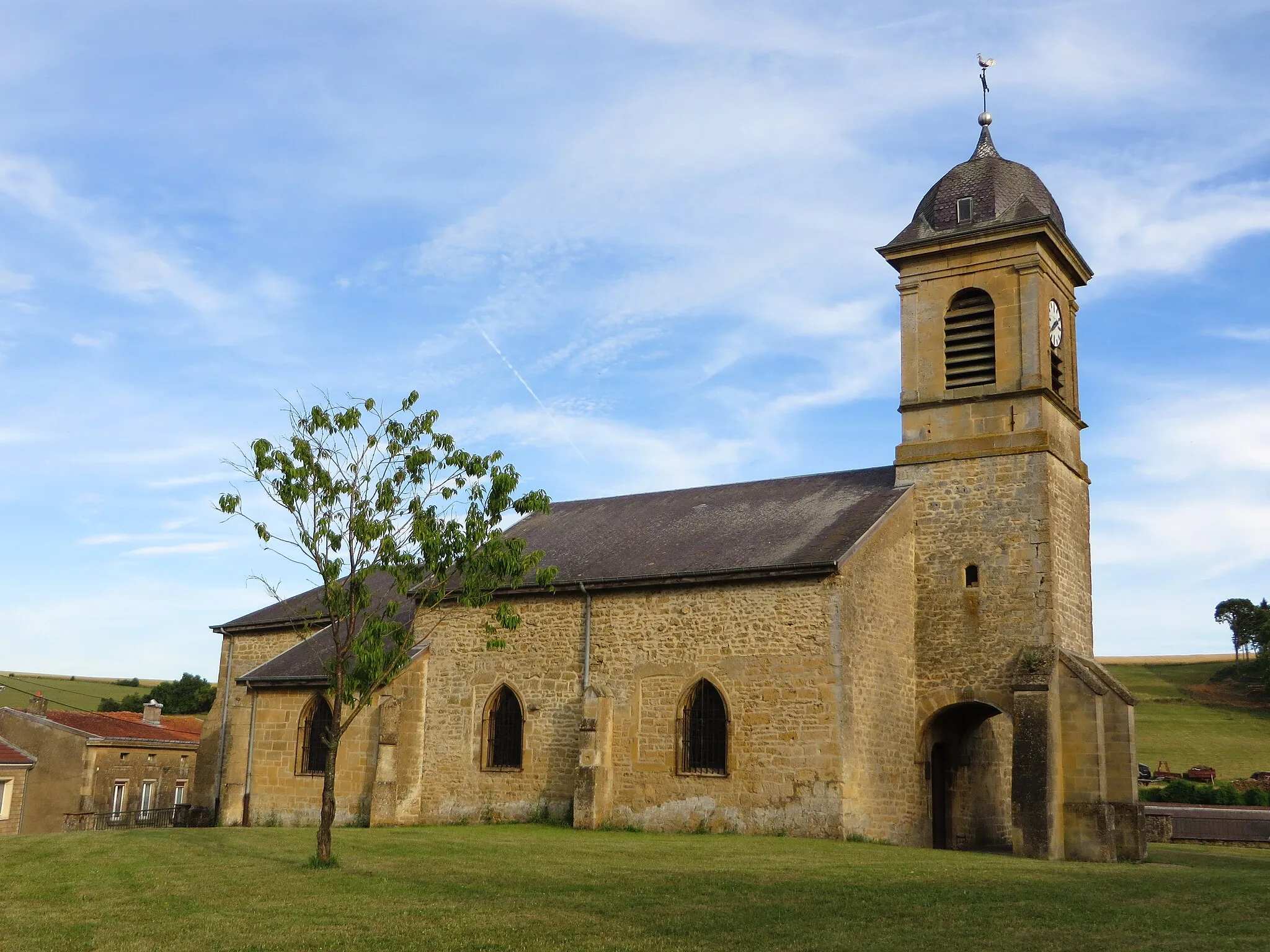 Photo showing: Brouennes église Saint-Hilaire