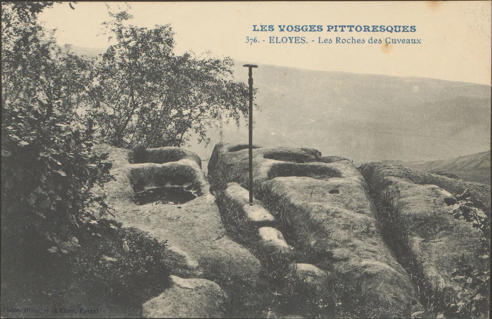 Photo showing: Carte postale n°376  Carte postale représentant les Roches des Cuveaux à Eloyes