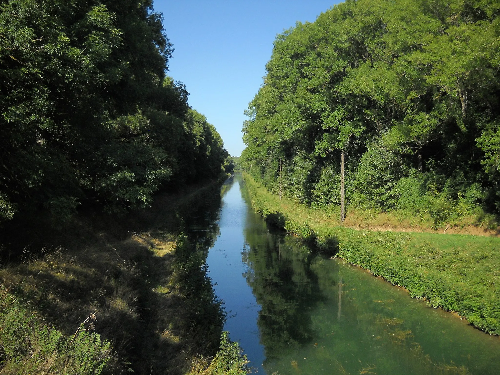 Photo showing: Canal de la Marne au Rhin