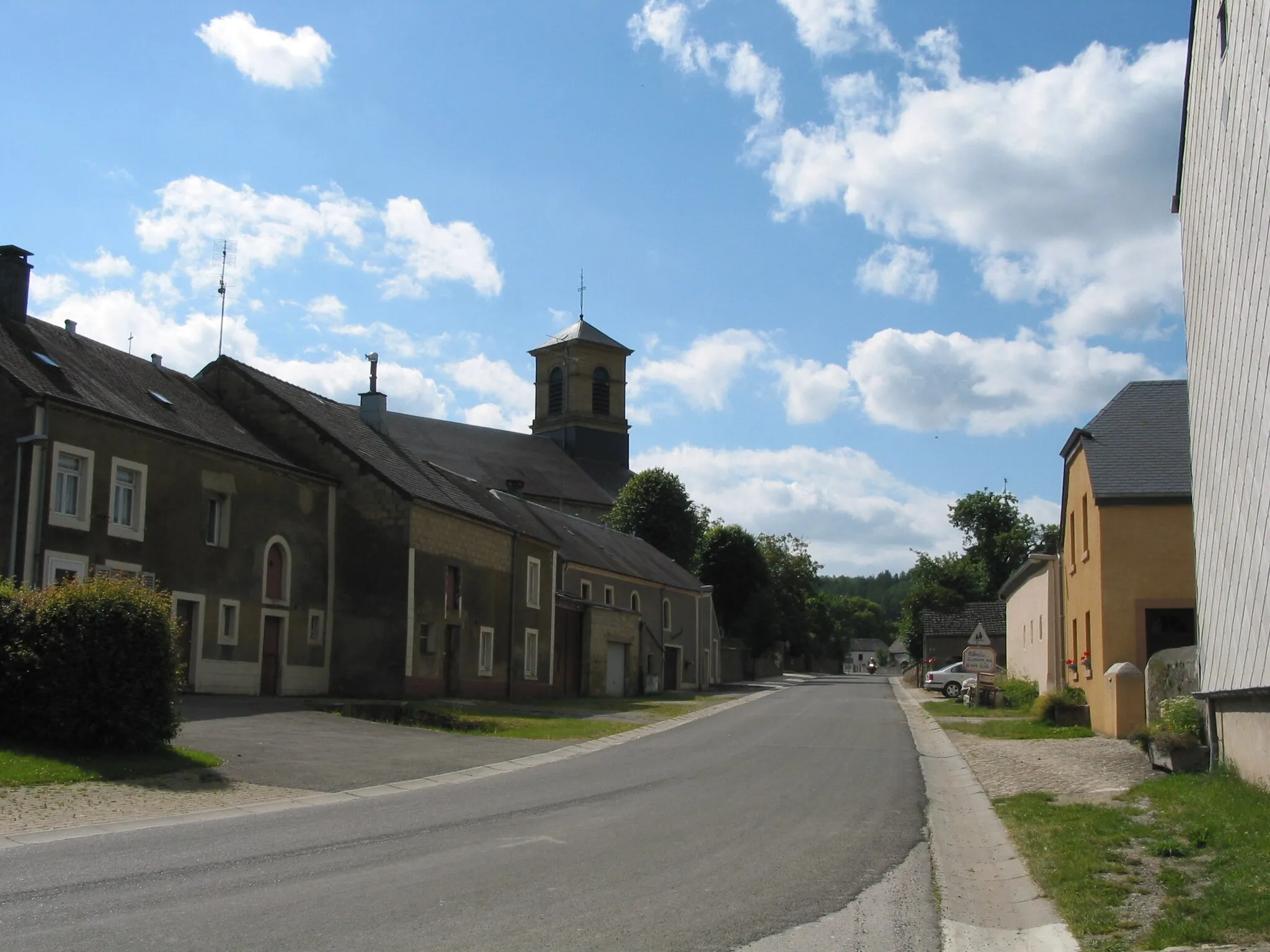 Photo showing: Nobressart (Belgium), rue du Centre.