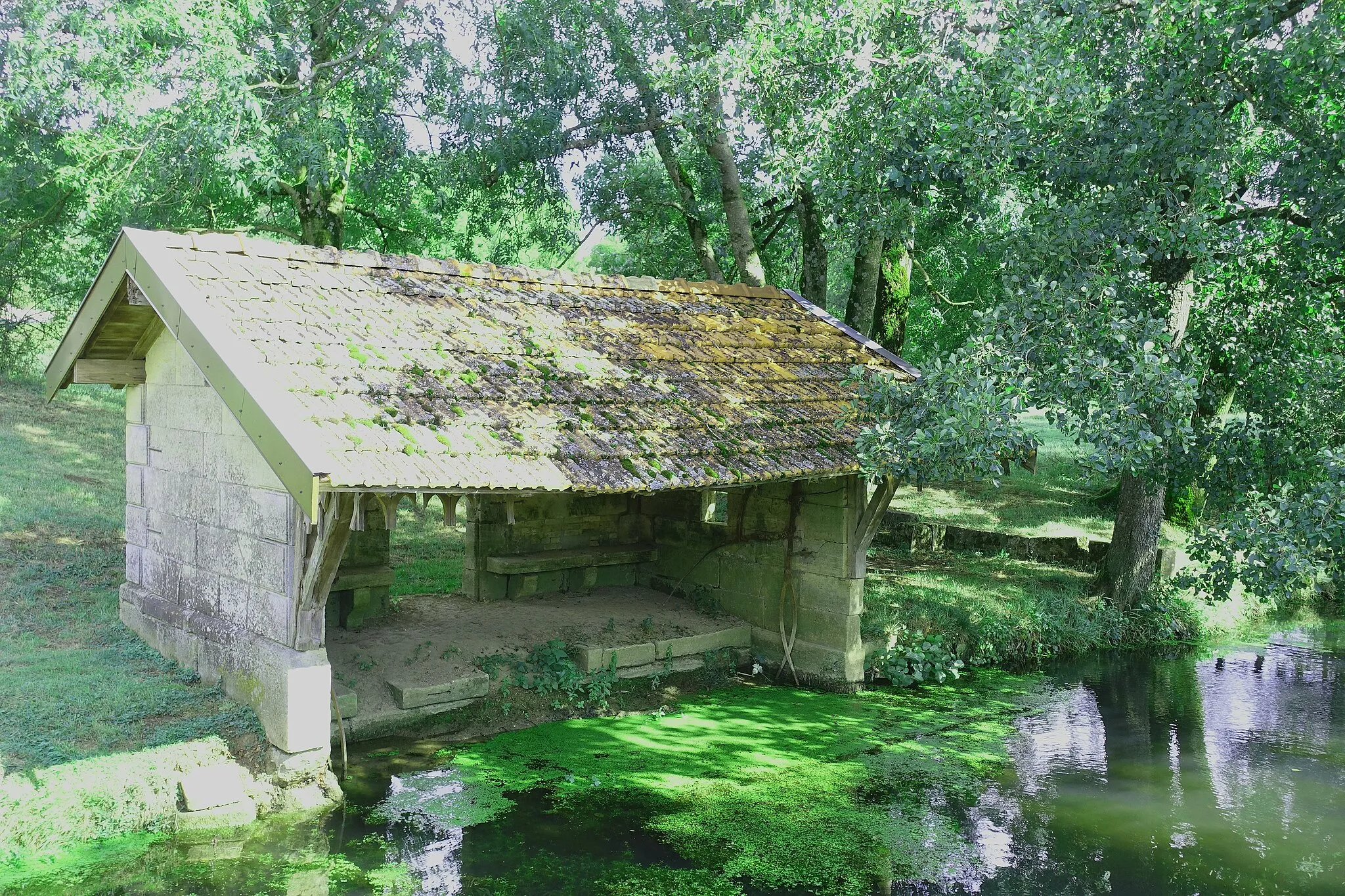 Photo showing: Lavoir à Condé-en-Barrois (Les Hauts-de-Chée Lavoir)