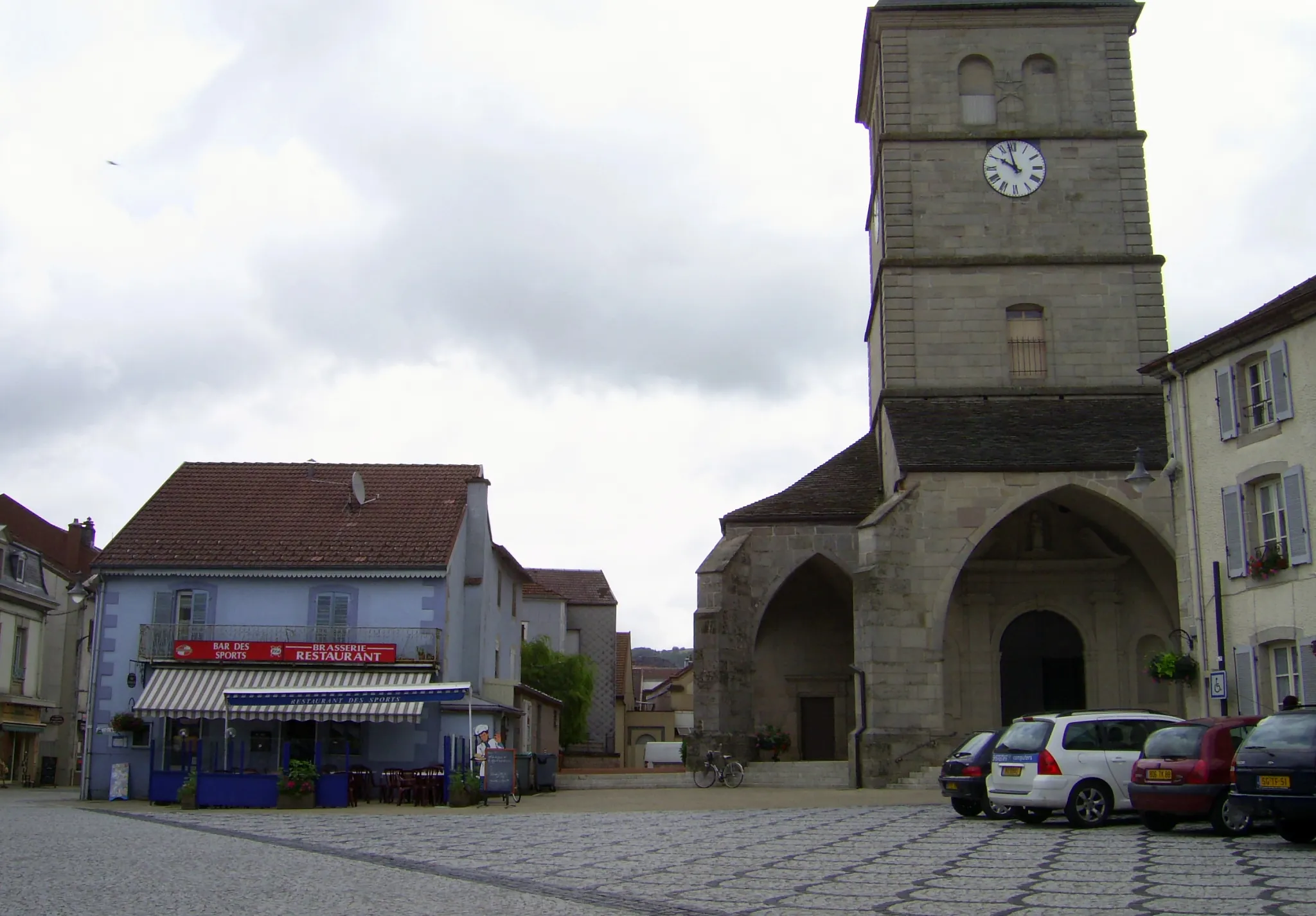 Photo showing: Place de l'église du Val d'Ajol