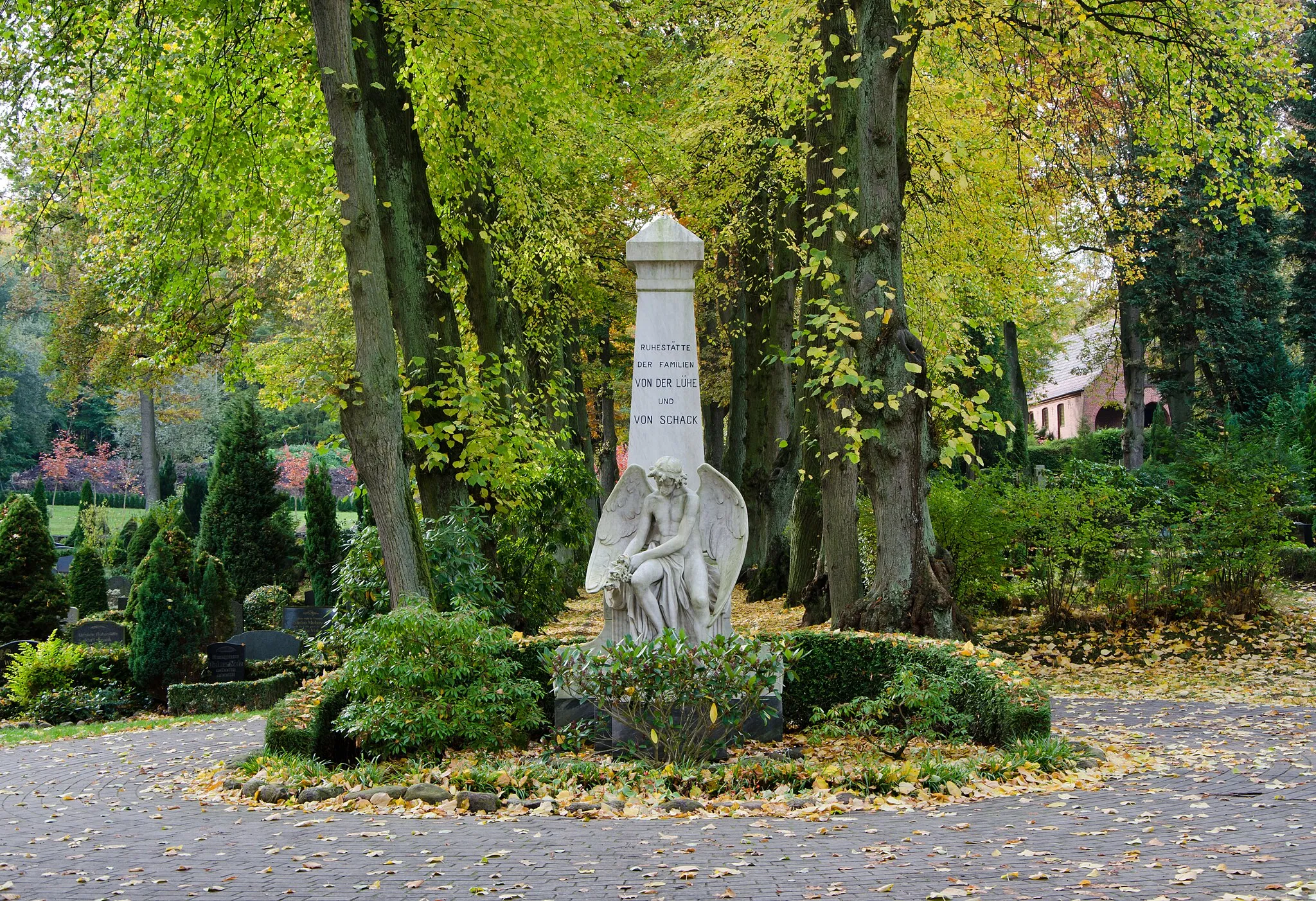 Photo showing: Doberan Friedhof Grab der Familien von der Lühe und von Schack