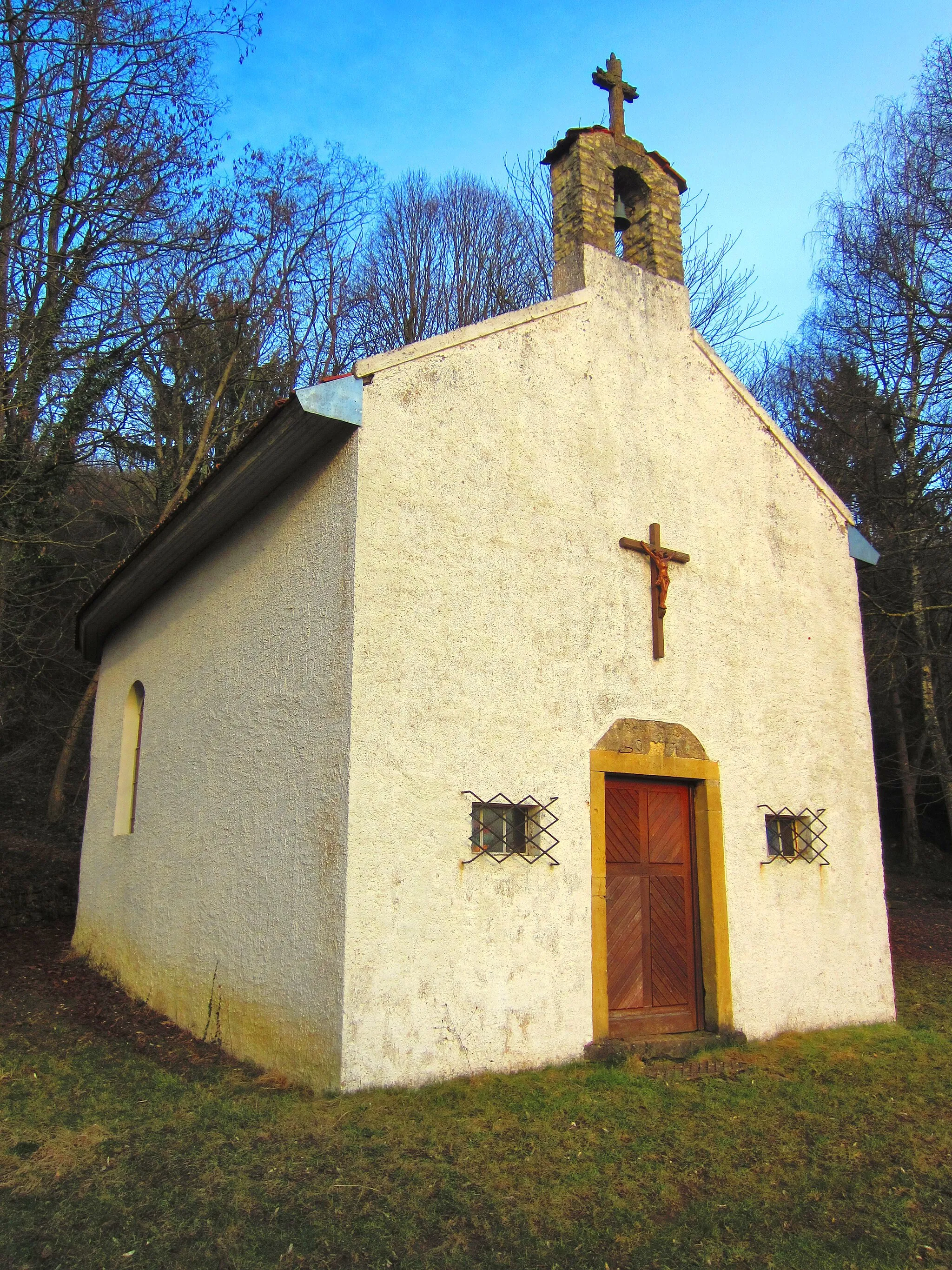 Photo showing: Contz Bains chapel