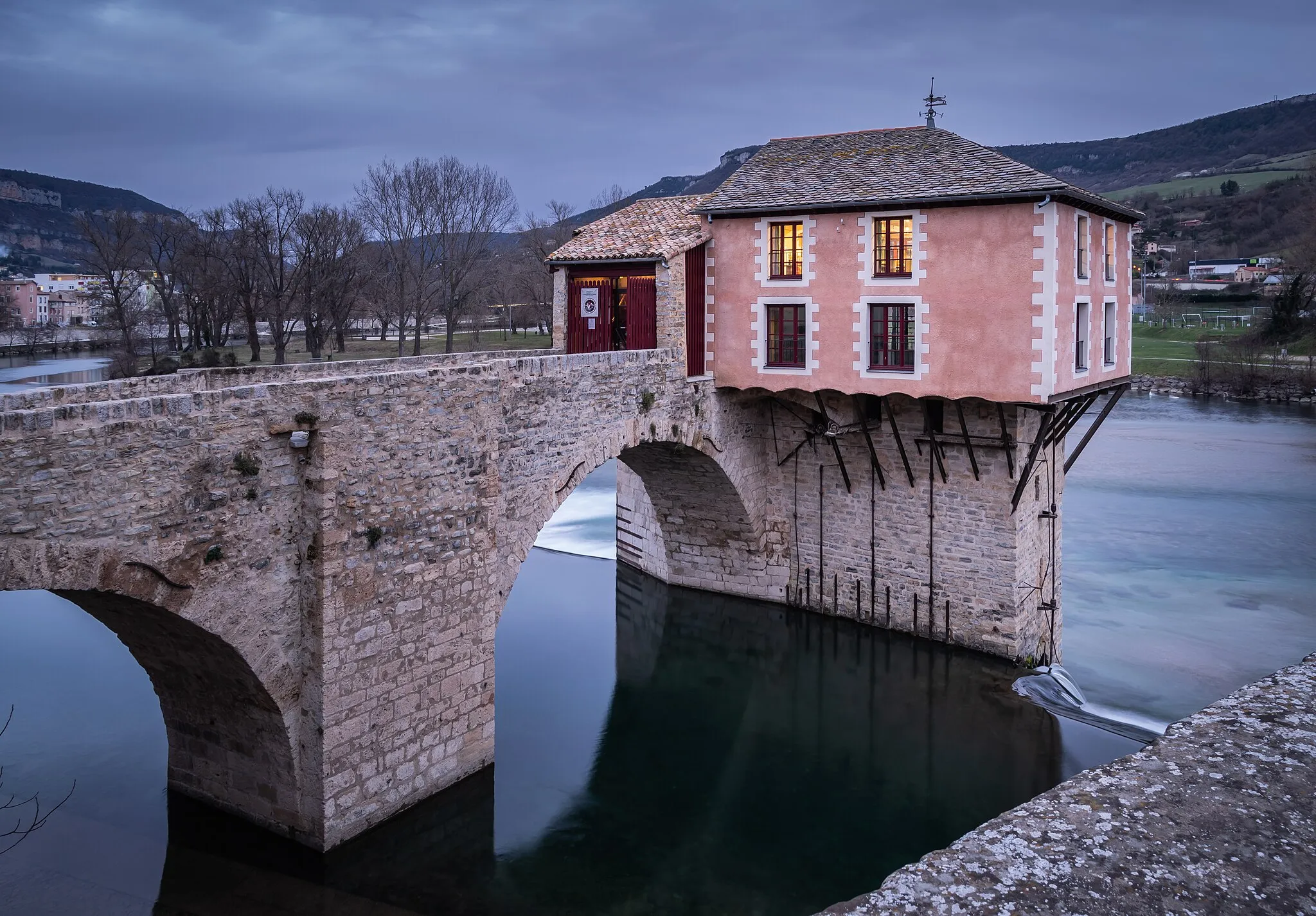 Photo showing: This building is indexed in the base Mérimée, a database of architectural heritage maintained by the French Ministry of Culture, under the reference PA12000061 .