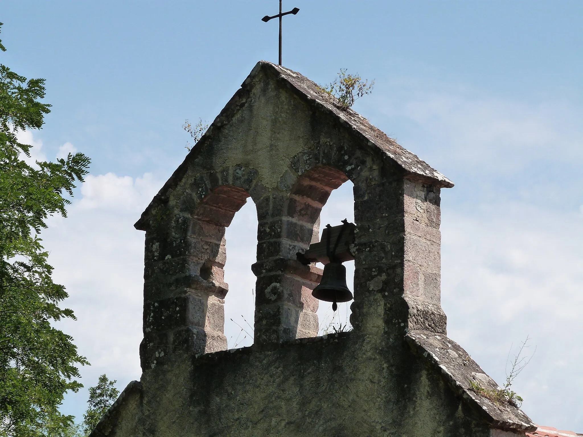 Photo showing: Clocher de l'église Notre-Dame-de-la-Nativité à Montrosier (Tarn)