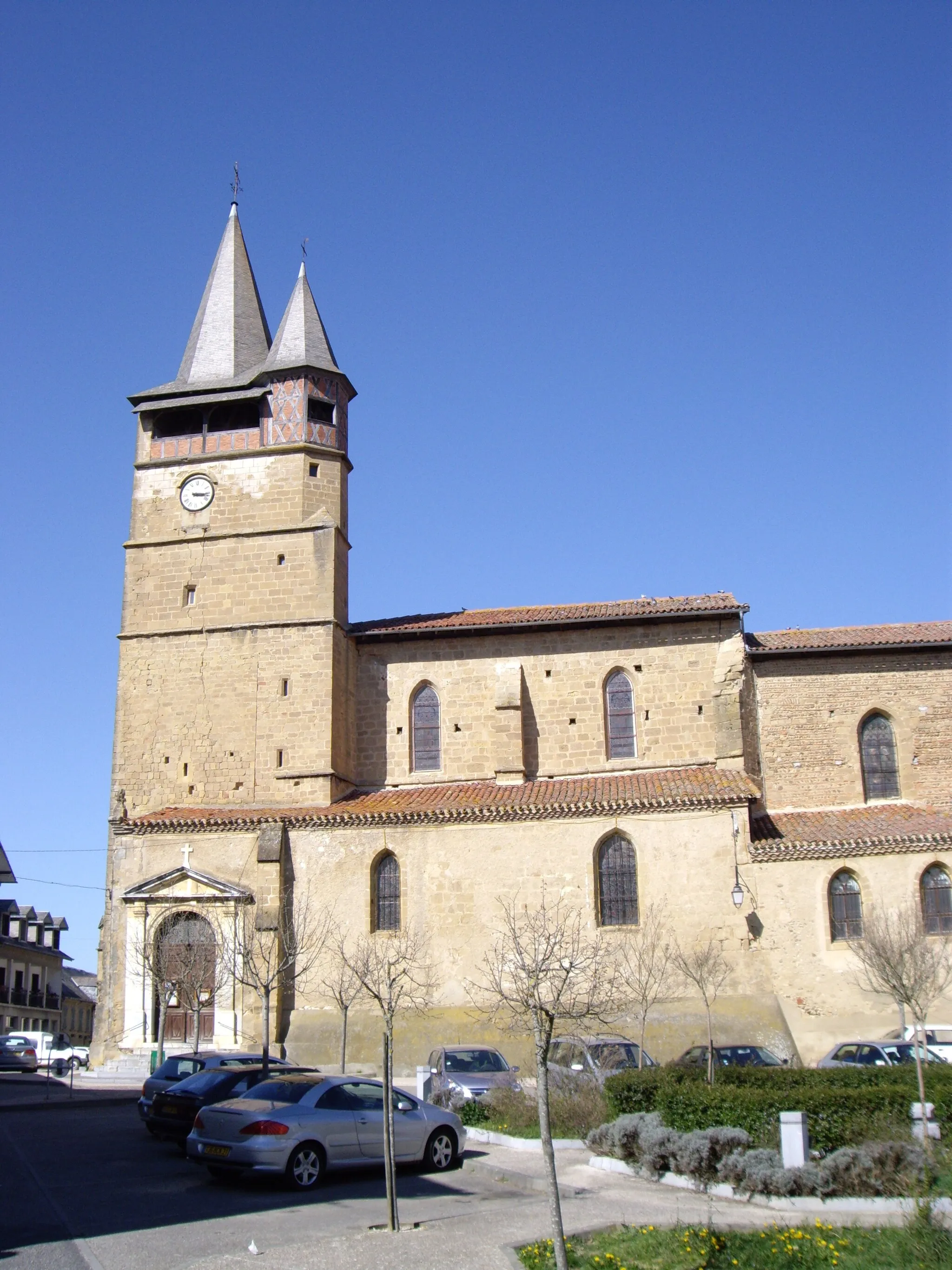 Photo showing: Collégiale de l'Assomption de Castelnau-Magnoac (Hautes-Pyrénées, France)