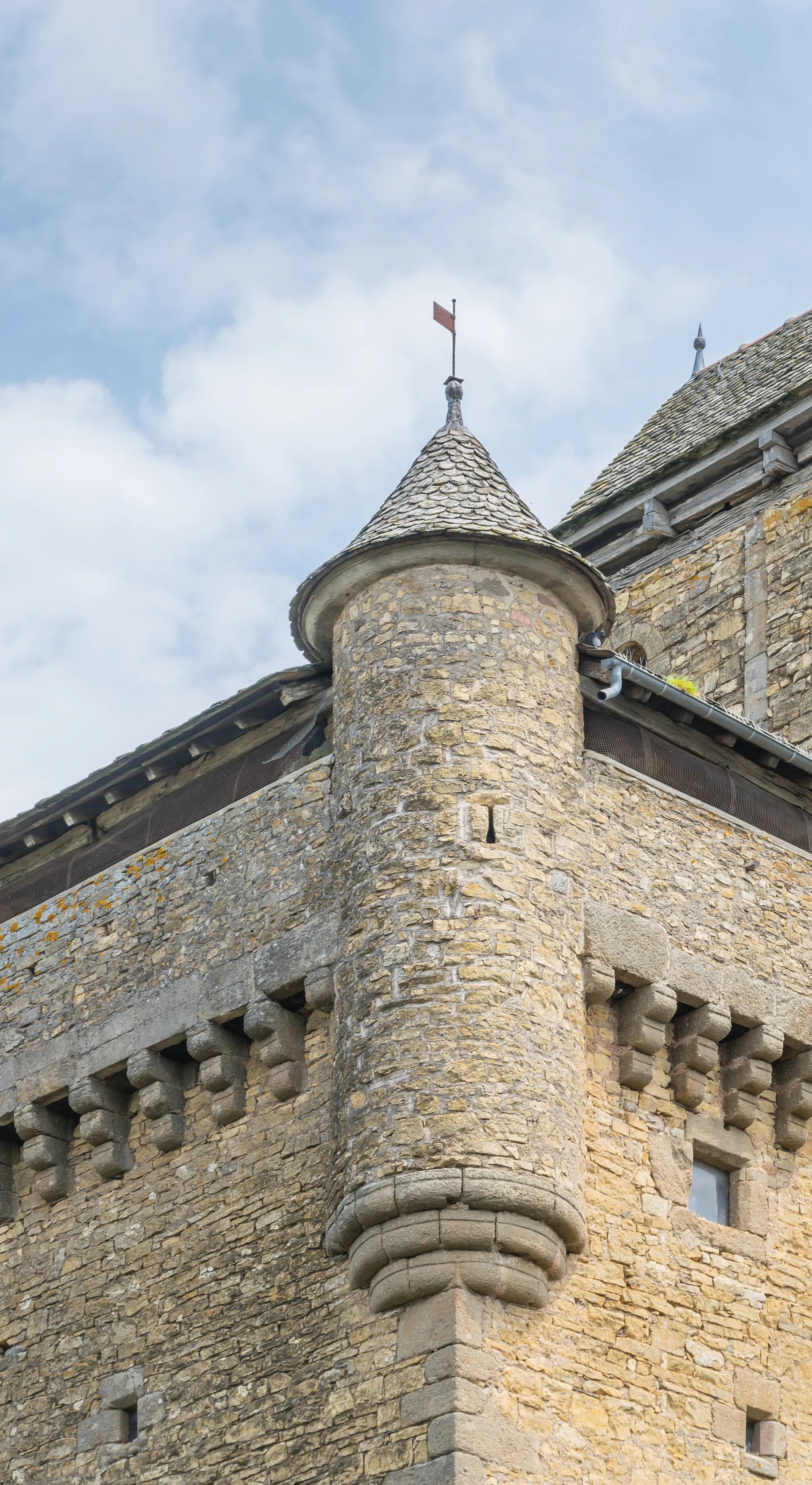 Photo showing: This building is indexed in the base Mérimée, a database of architectural heritage maintained by the French Ministry of Culture, under the reference PA00094162 .