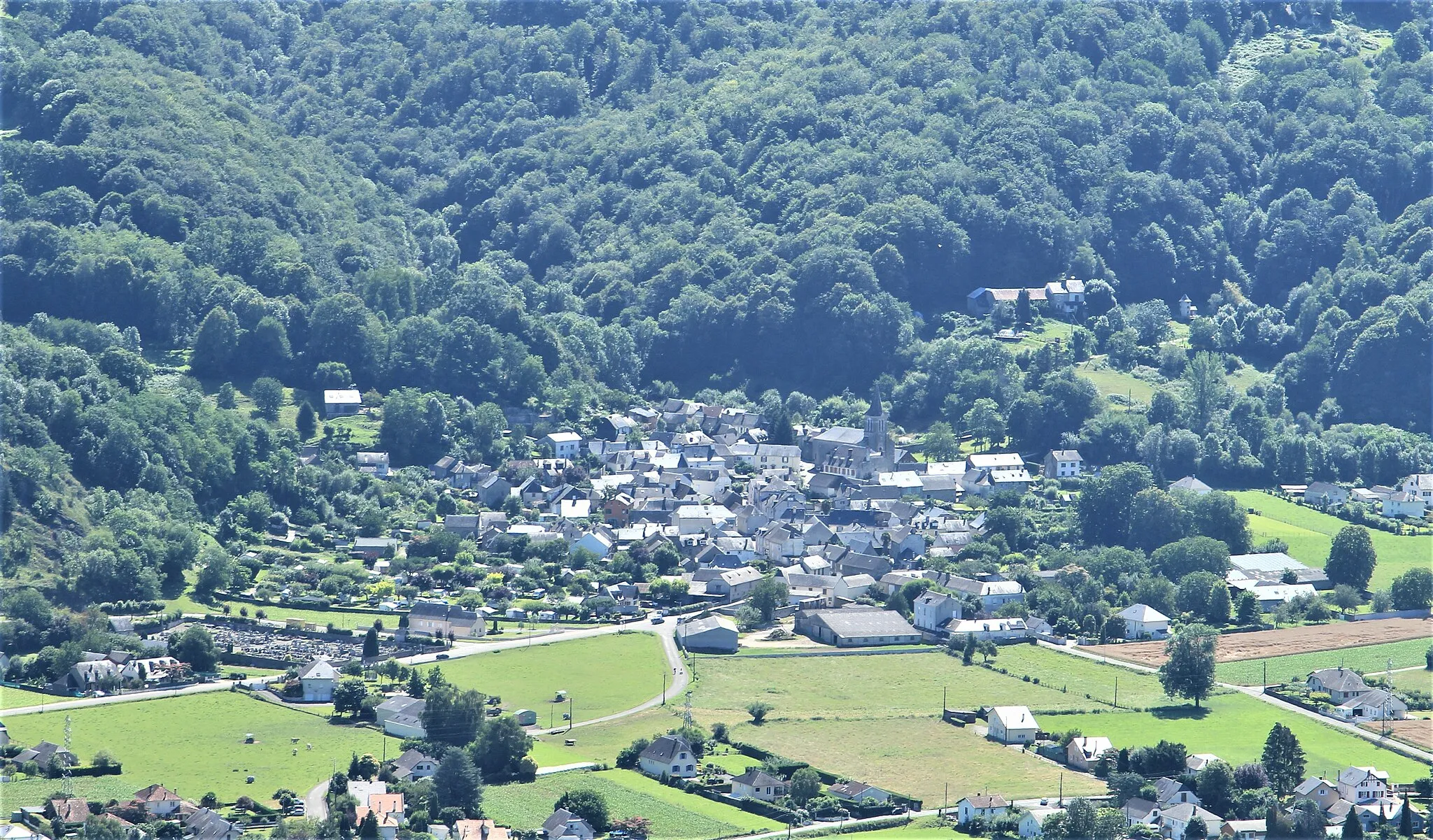 Photo showing: Gerde (Hautes-Pyrénées)