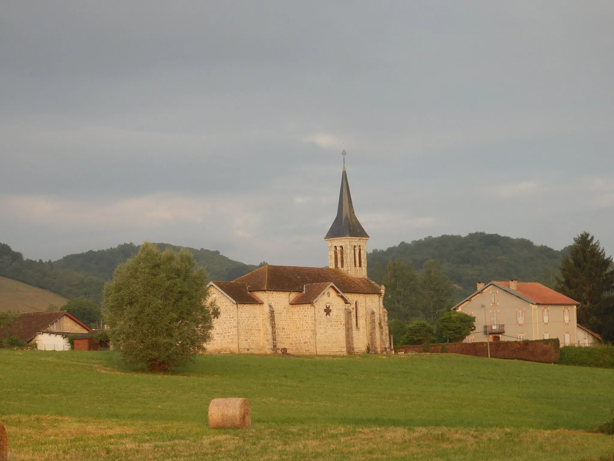 Photo showing: Church in Montels, Ariège, France