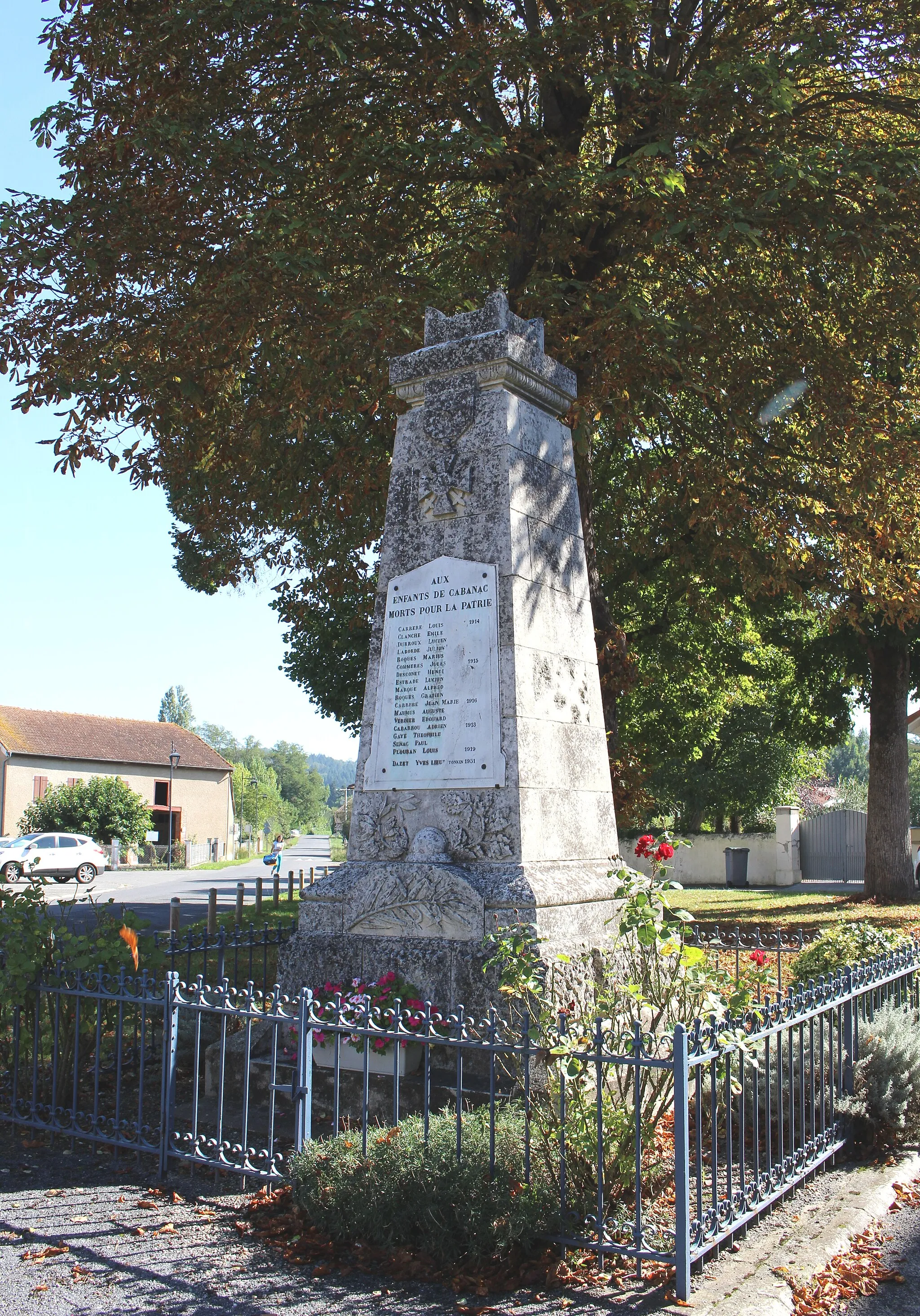 Photo showing: Monument aux morts de Cabanac (Hautes-Pyrénées)