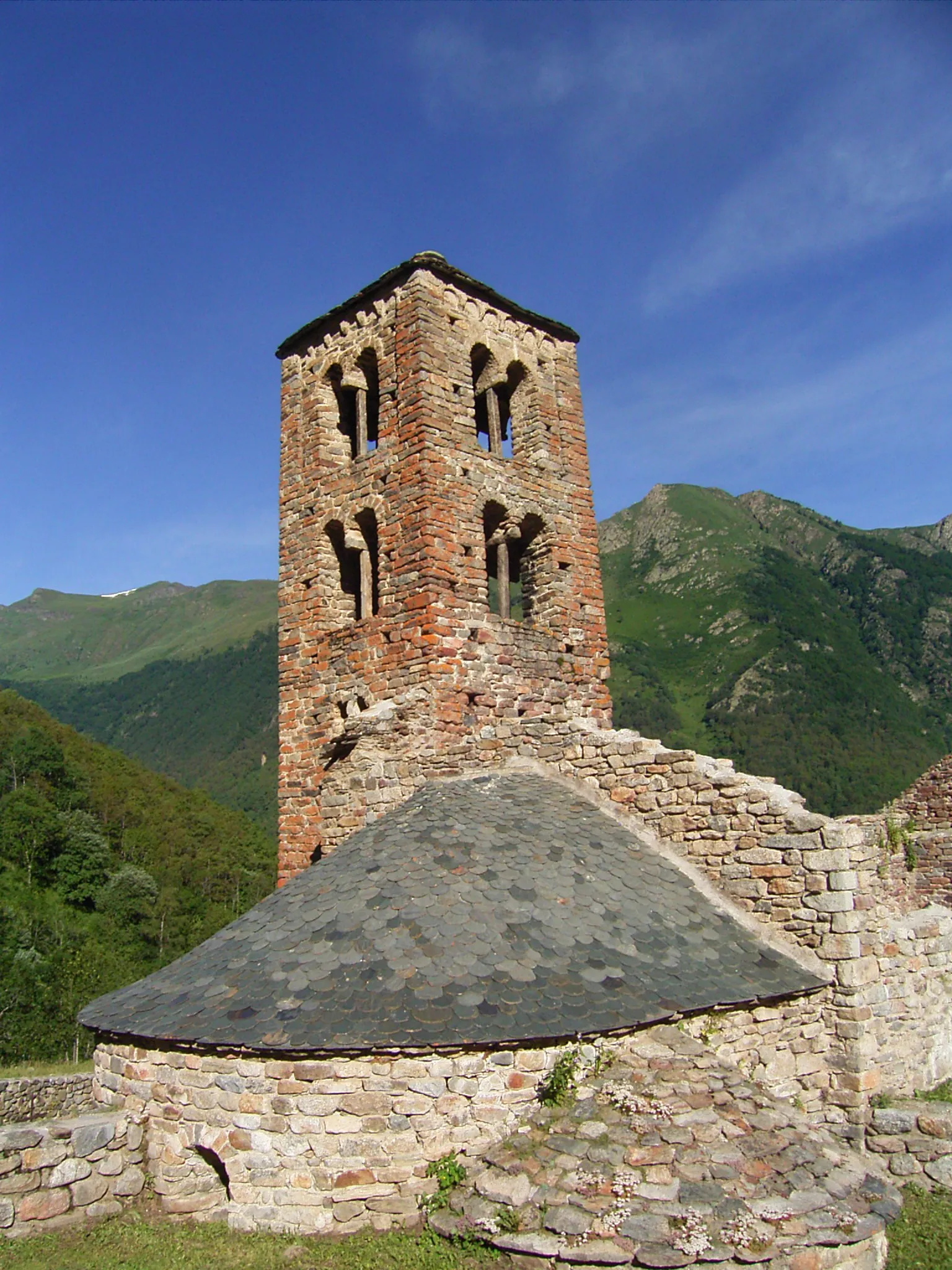 Photo showing: Church of Mérens-les-Vals, France