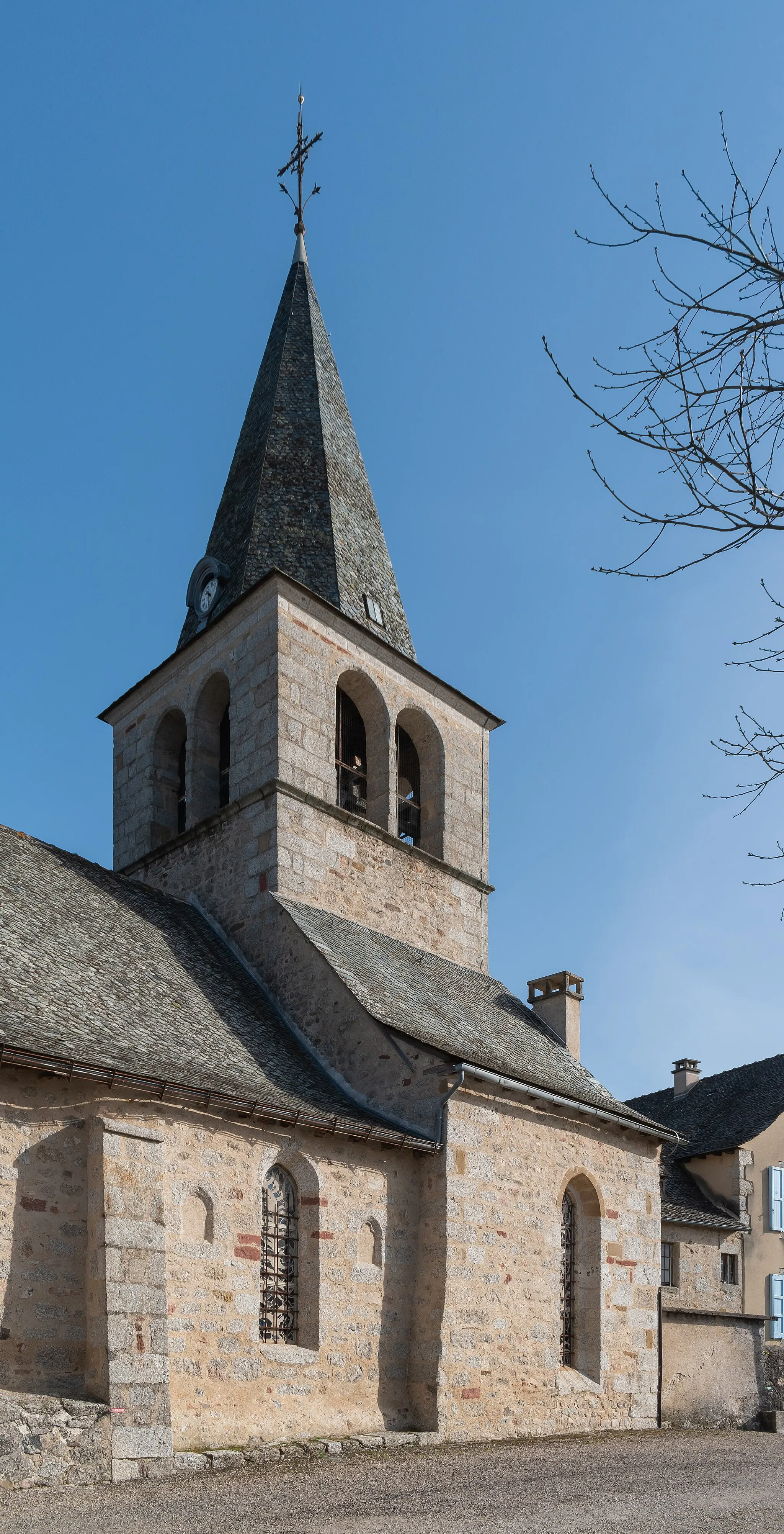 Photo showing: Saint Martin church in Sénergues, Aveyron, France