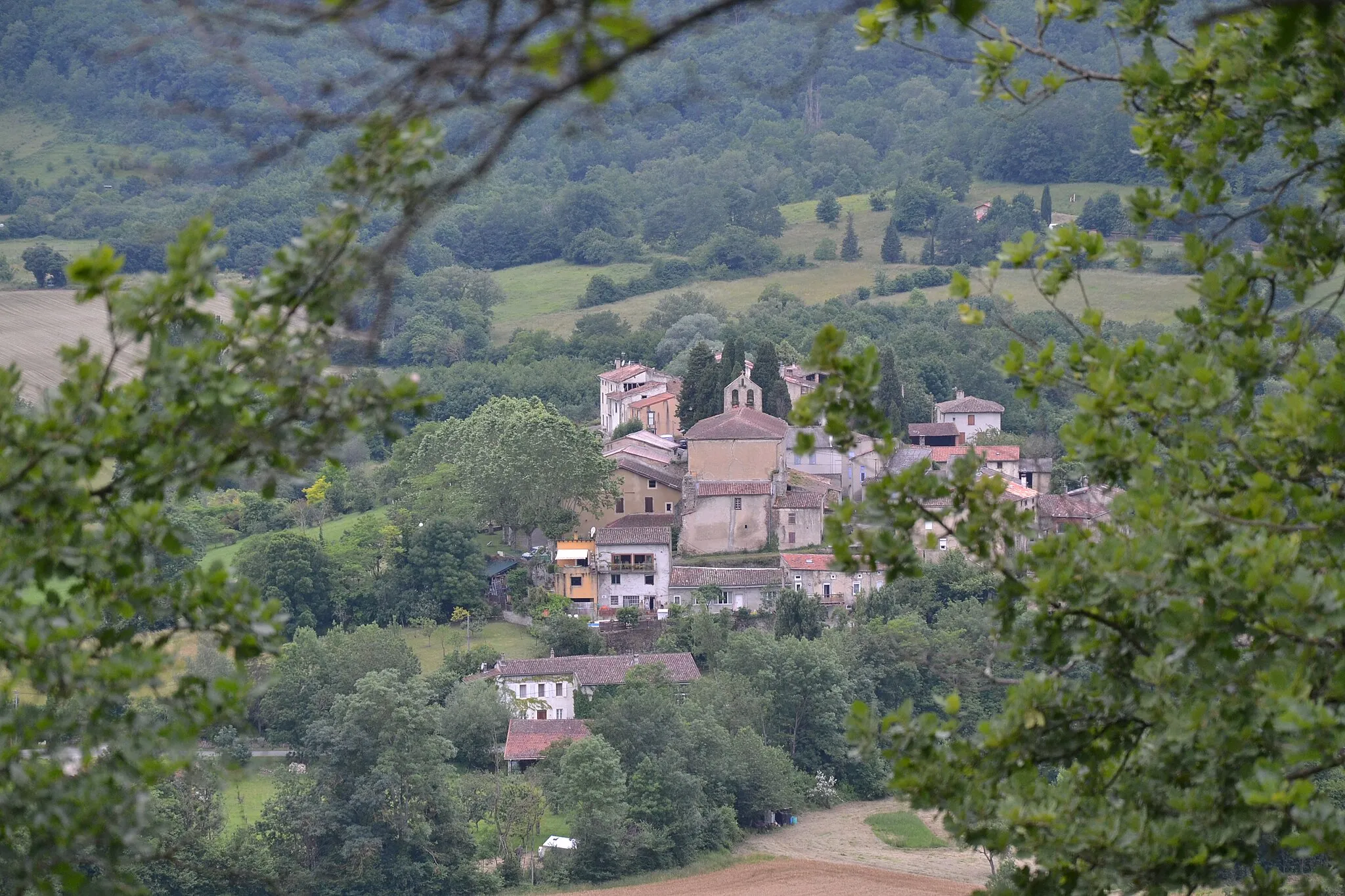 Photo showing: Lieurac, partie haute du village (Ariège, France).