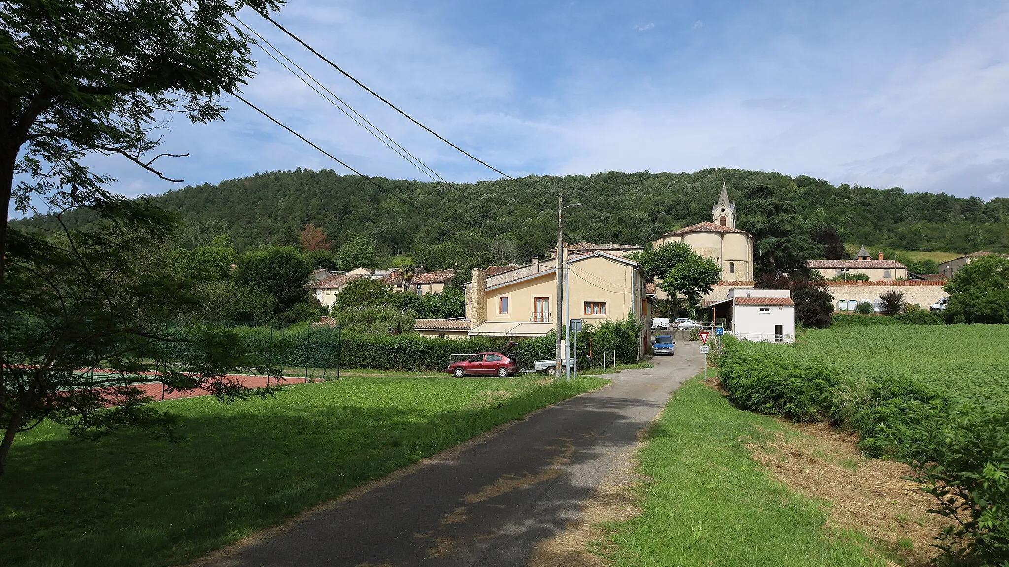 Photo showing: Le village de Manses (09)