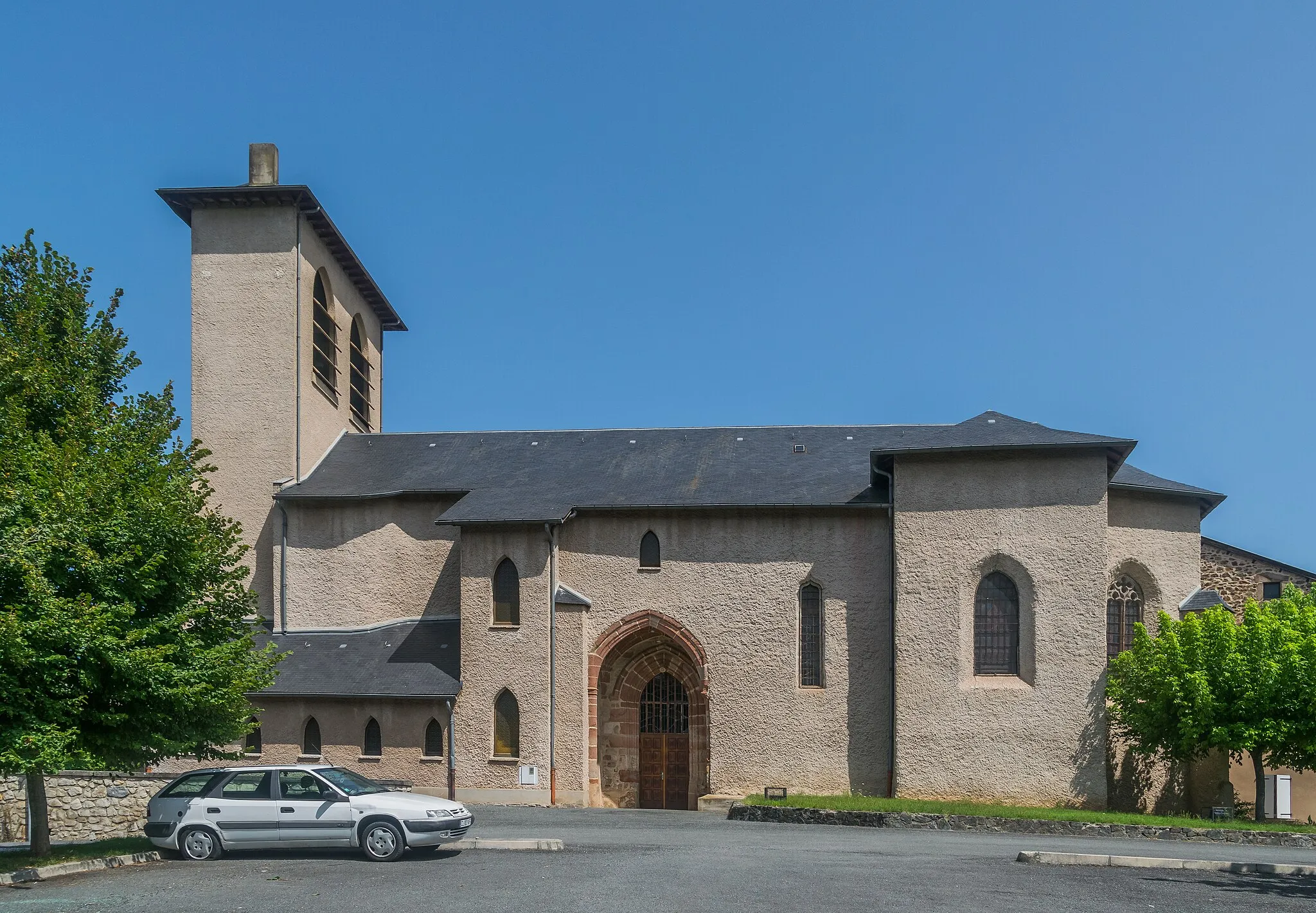 Photo showing: Church in Firmi, Aveyron, France