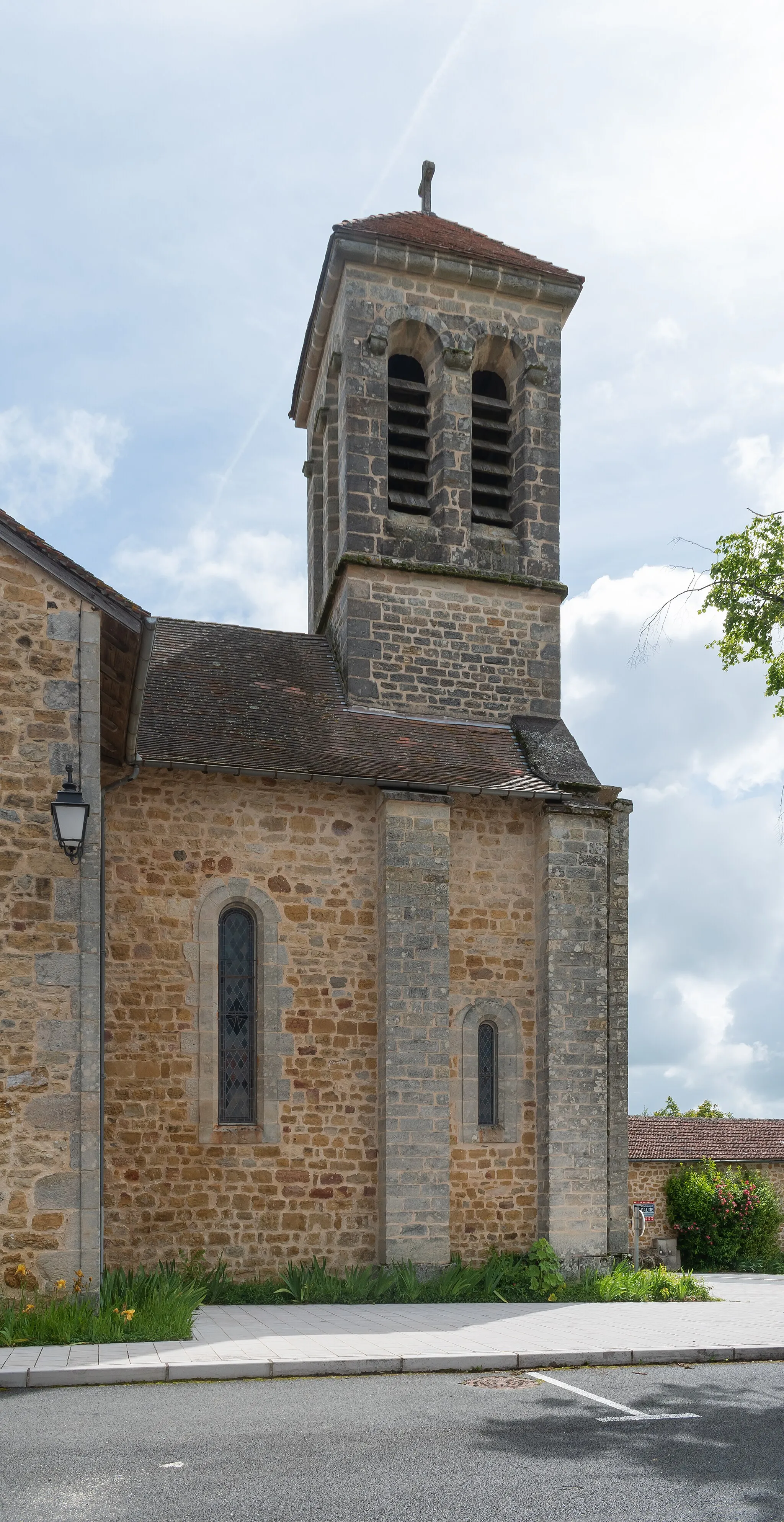 Photo showing: Saint John church in Saint-Jean-Mirabel, Lot, France