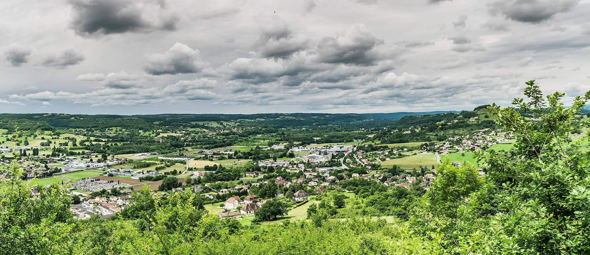 Photo showing: Landscapes of Lot from Saint-Laurent-les-Tours, Lot, France