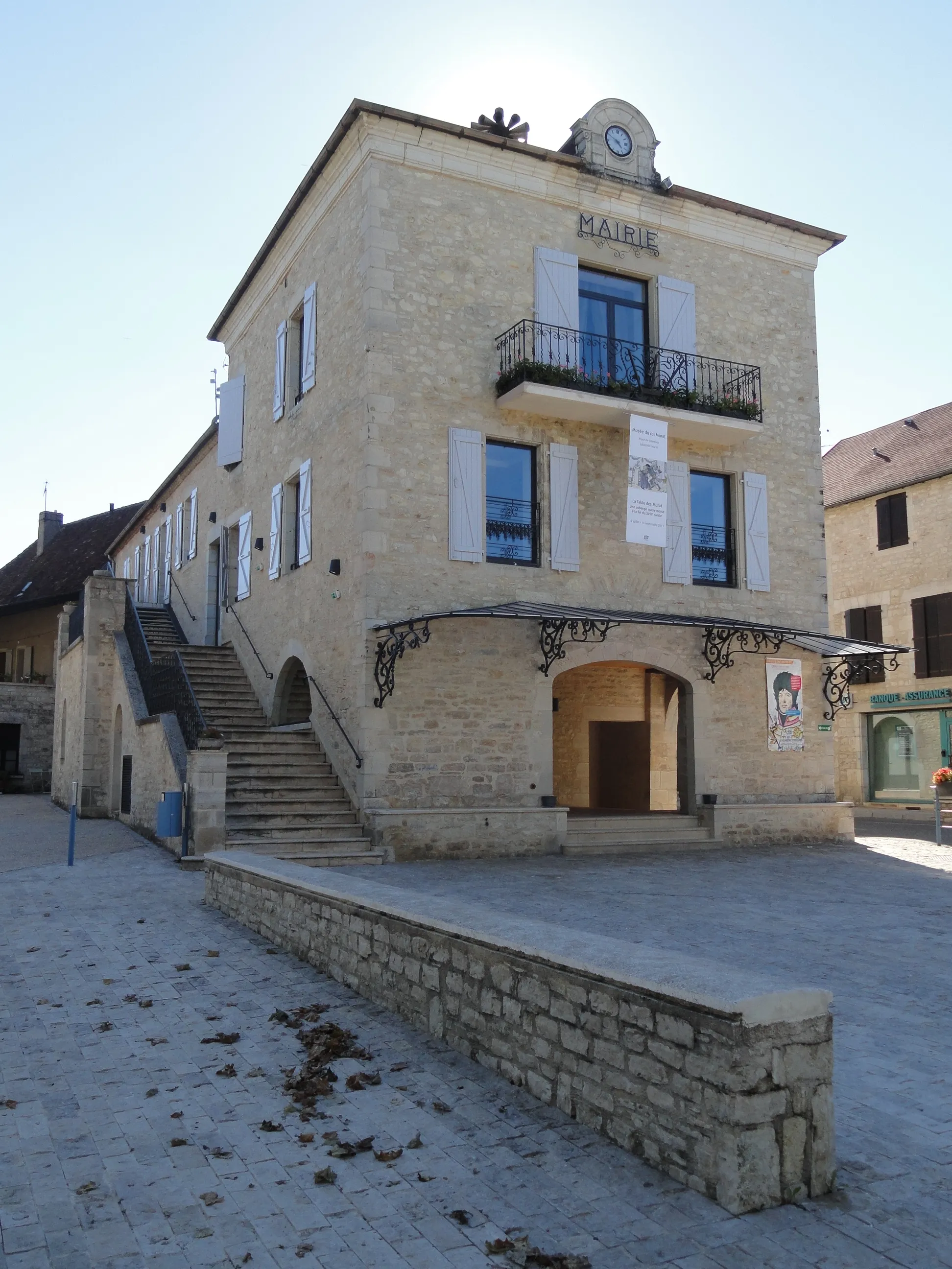 Photo showing: Town hall of Labastide-Murat(Lot) FRANCE