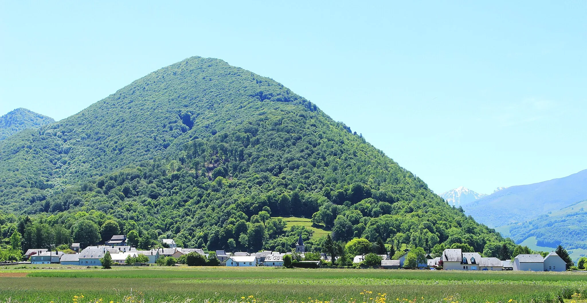 Photo showing: Asté (Hautes-Pyrénées)