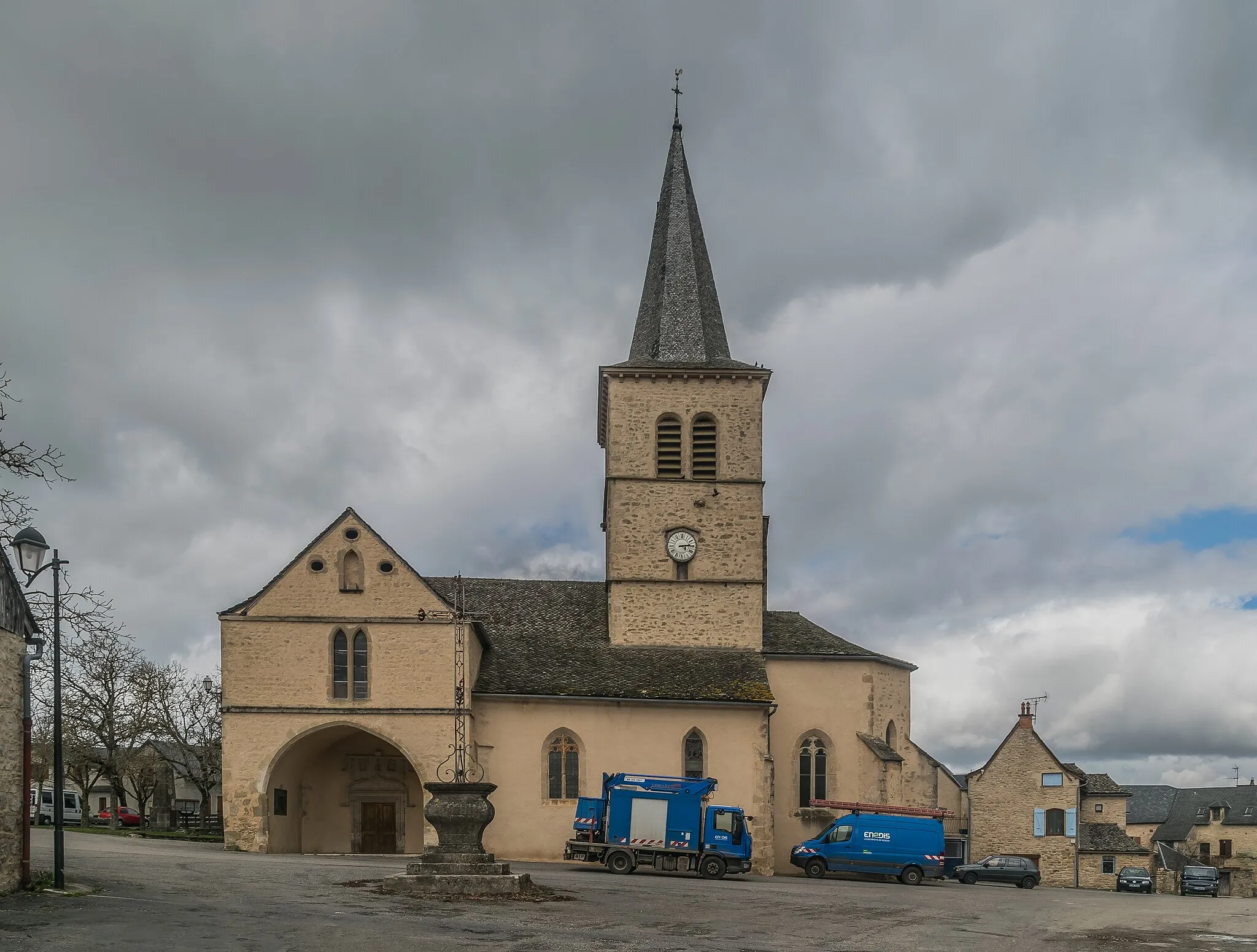 Photo showing: Church of Balsac, Aveyron, France