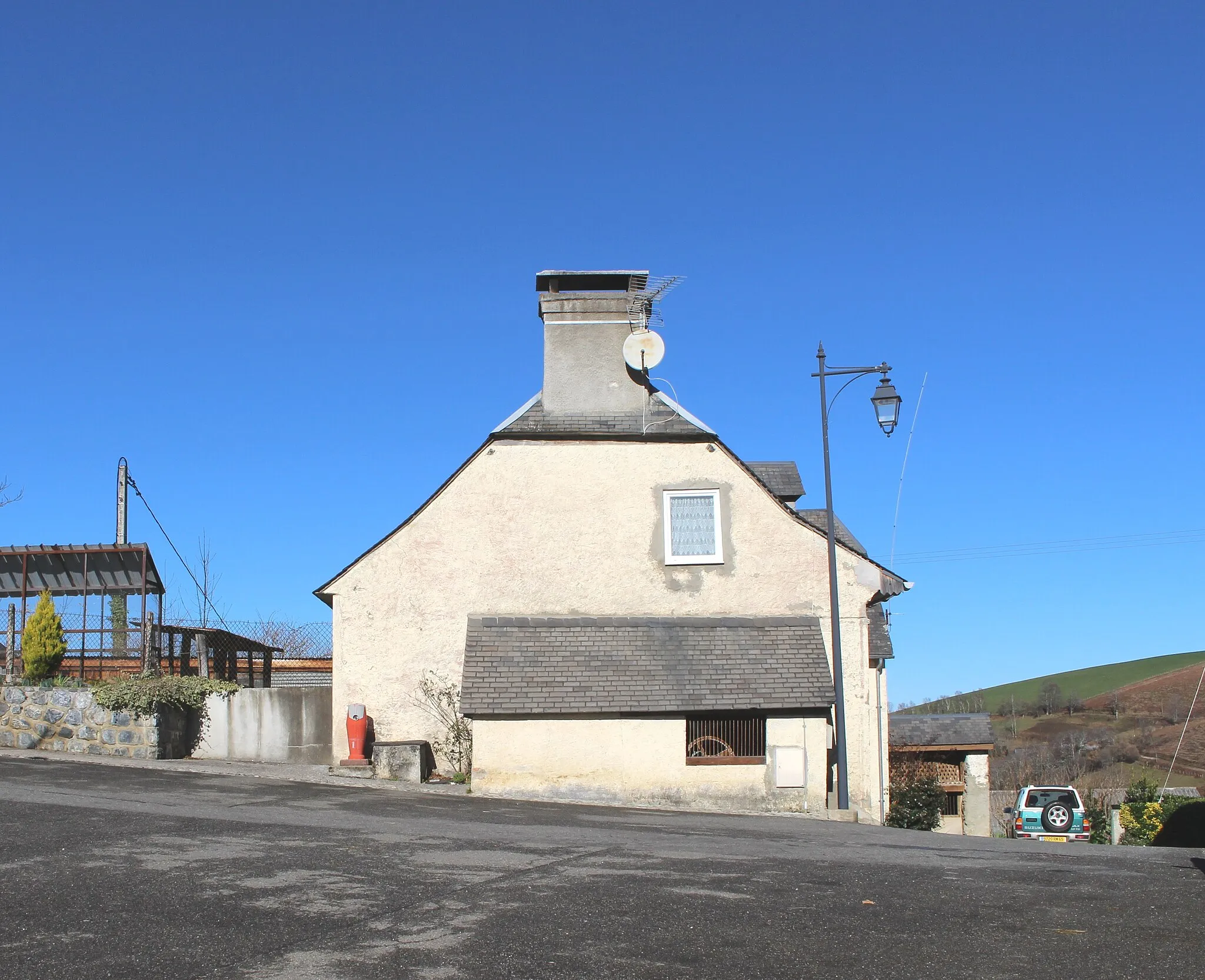 Photo showing: Lavoir de Germs-sur-l'Oussouet (Hautes-Pyrénées)