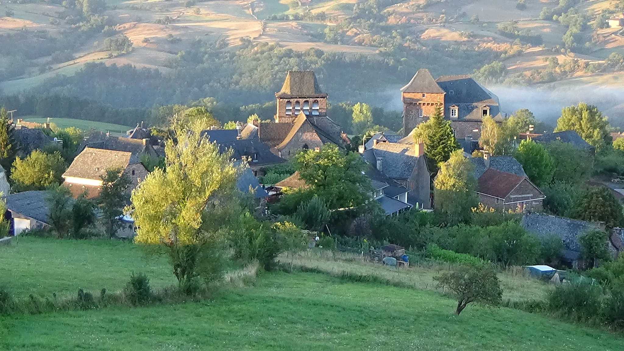 Photo showing: Le village de Pruines.