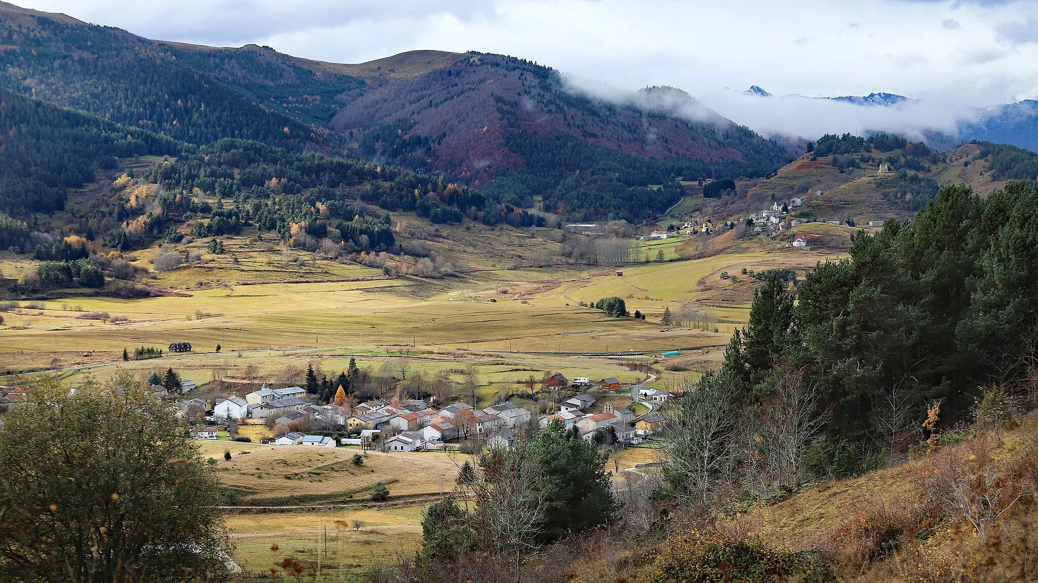 Photo showing: Camurac et Montaillou