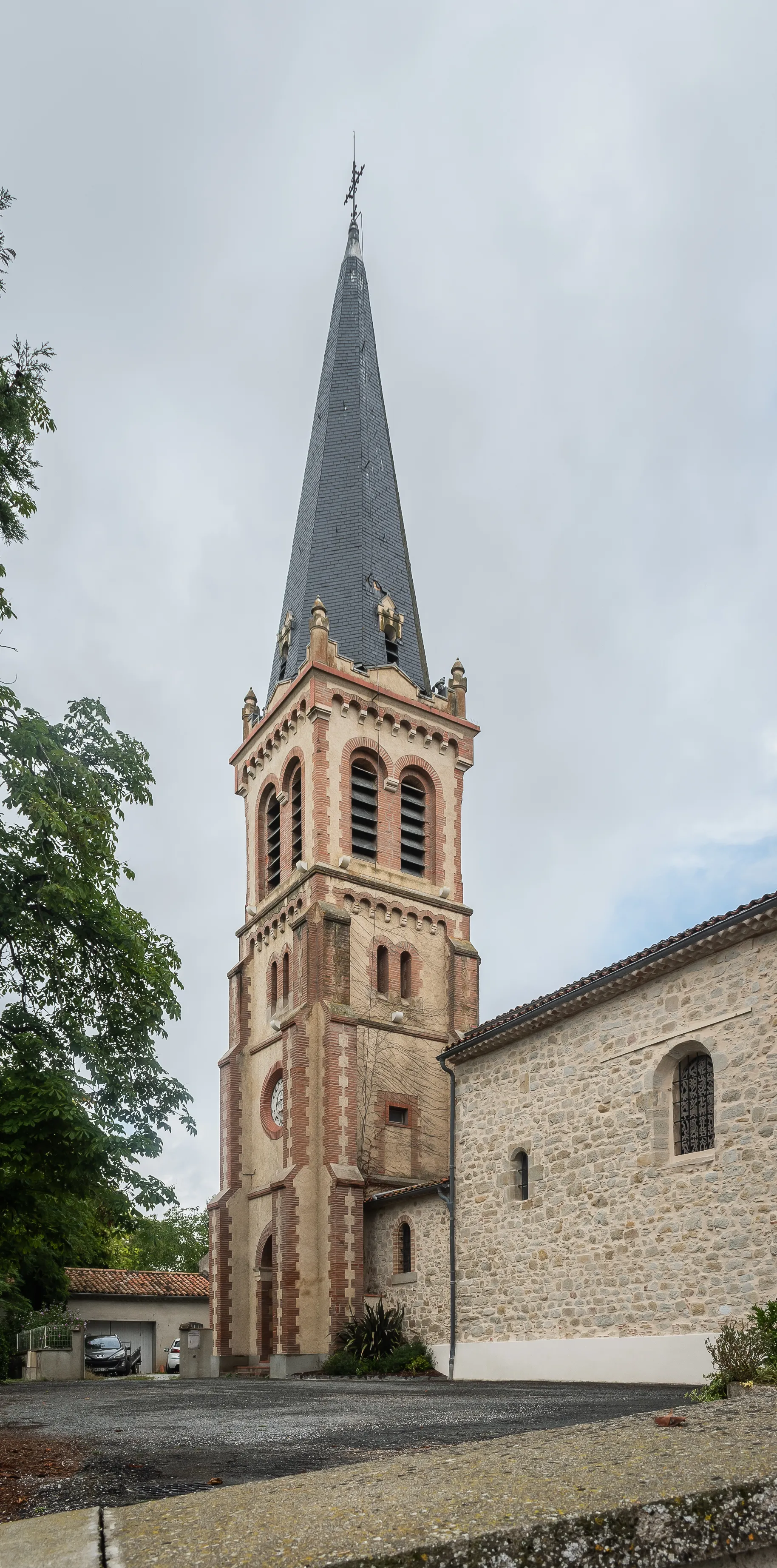 Photo showing: Saint Peter church in Aguts, Tarn, France