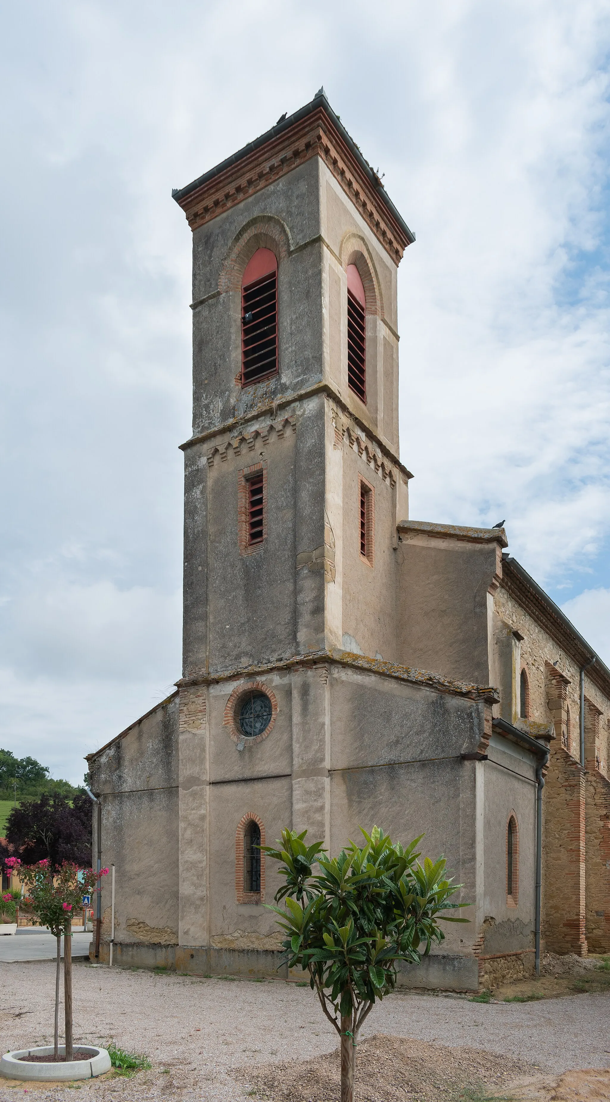 Photo showing: Our Lady of the Assumption church in Algans, Tarn, France