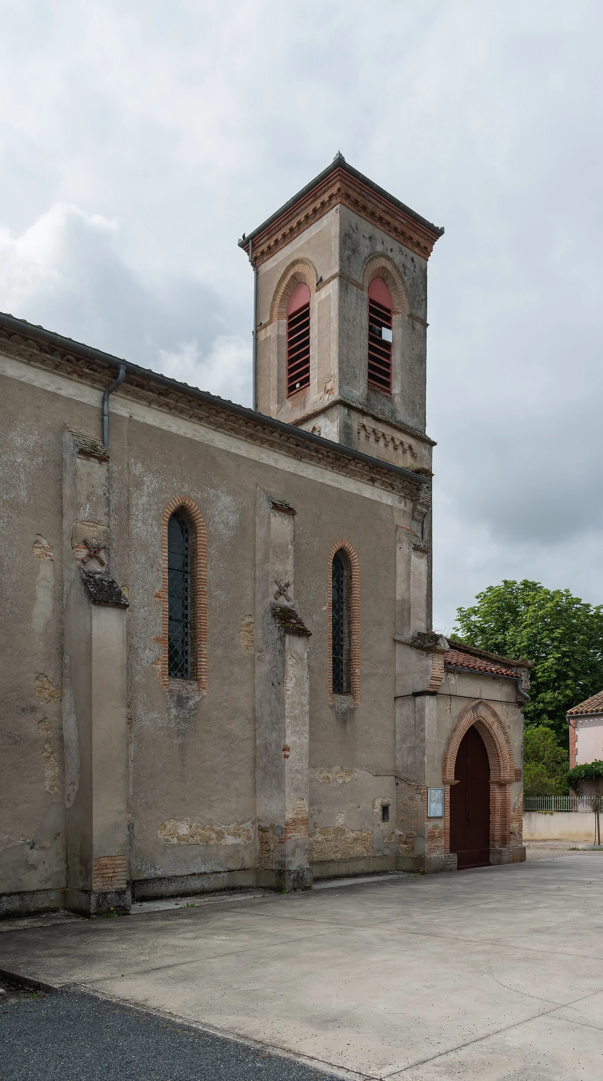 Photo showing: Our Lady of the Assumption church in Algans, Tarn, France